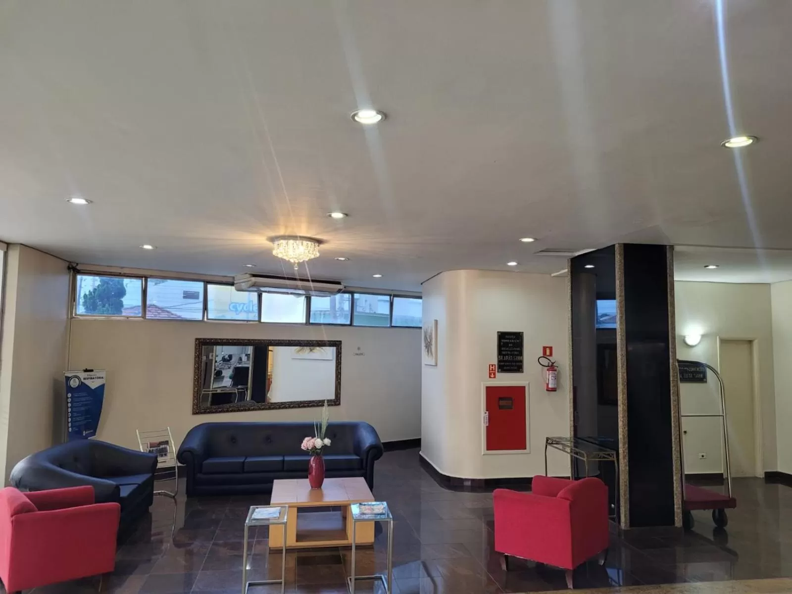 Lobby or reception in Hotel Dan Inn São José dos Campos