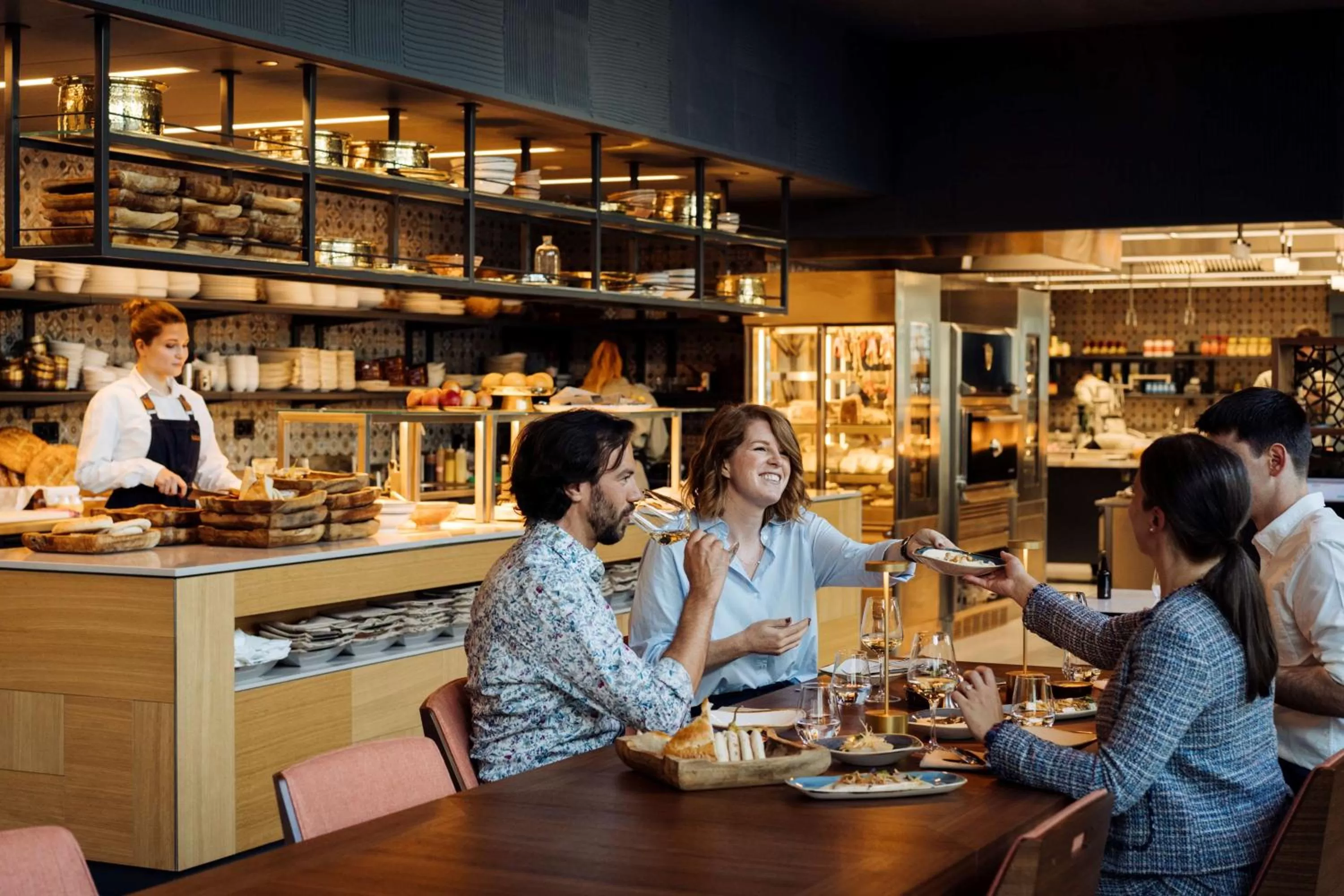 Restaurant/places to eat in Hyatt Regency Zurich Airport Circle