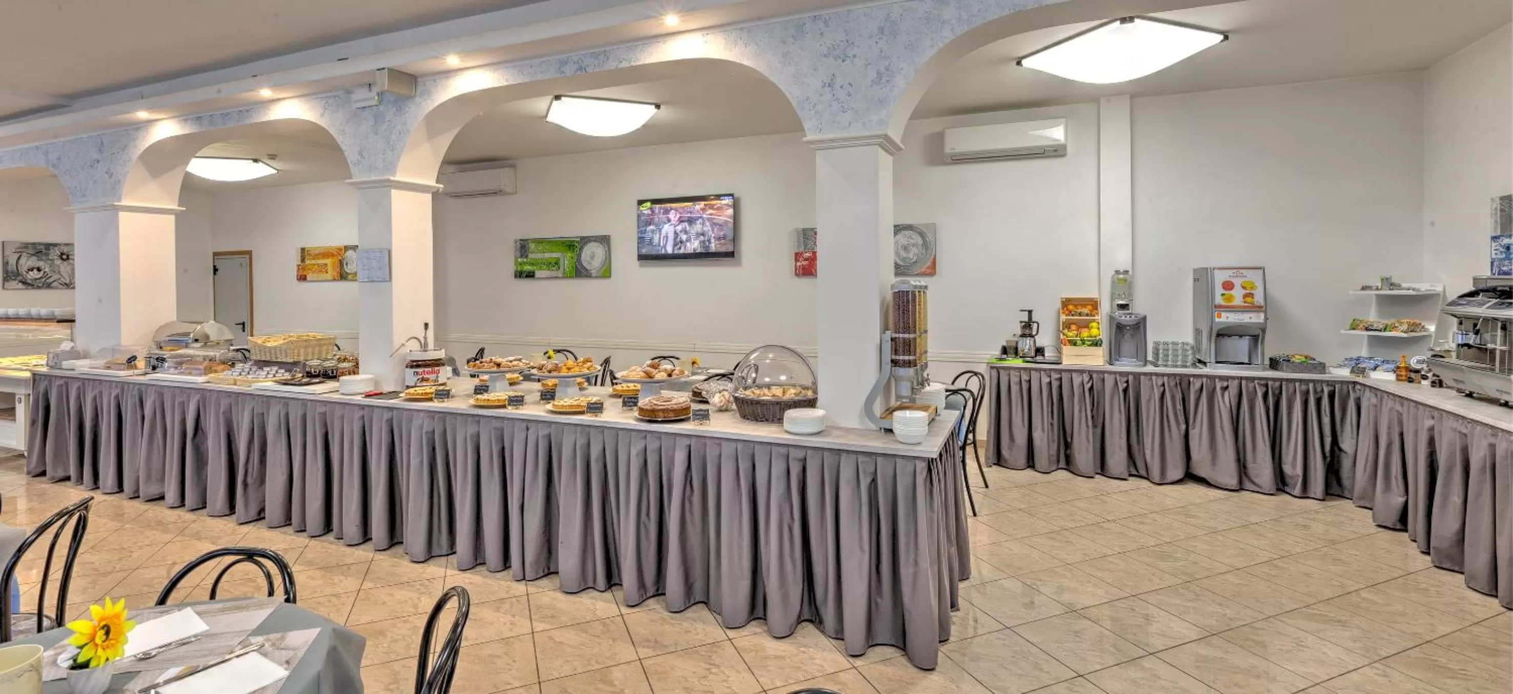 Food and drinks in Hotel Niagara Riccione