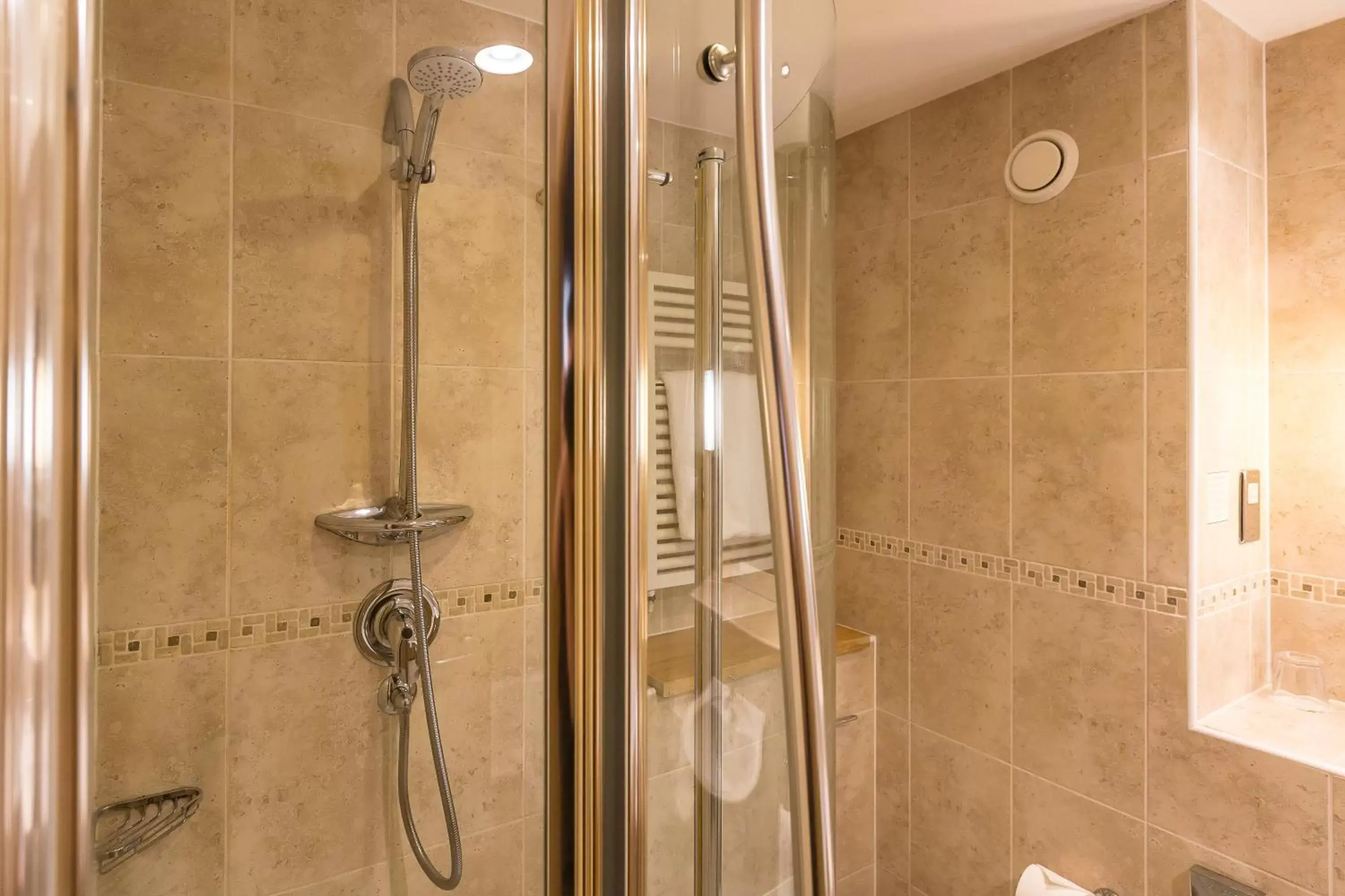 Superior Twin Room in Hellidon Lakes Hotel Superior Twin Room in Hellidon Lakes Hotel