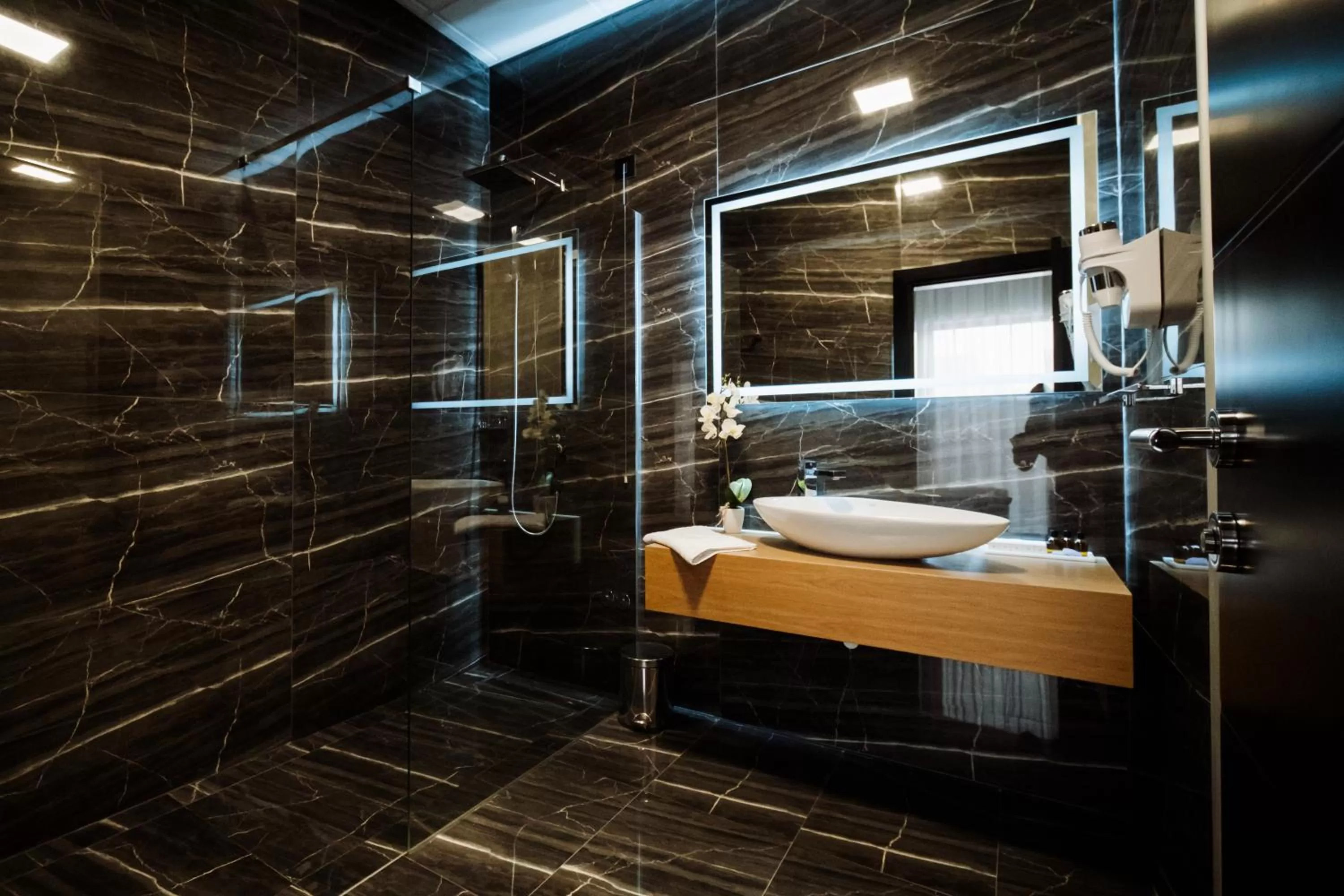 Bathroom in Hotel Barcode Wellness & Spa