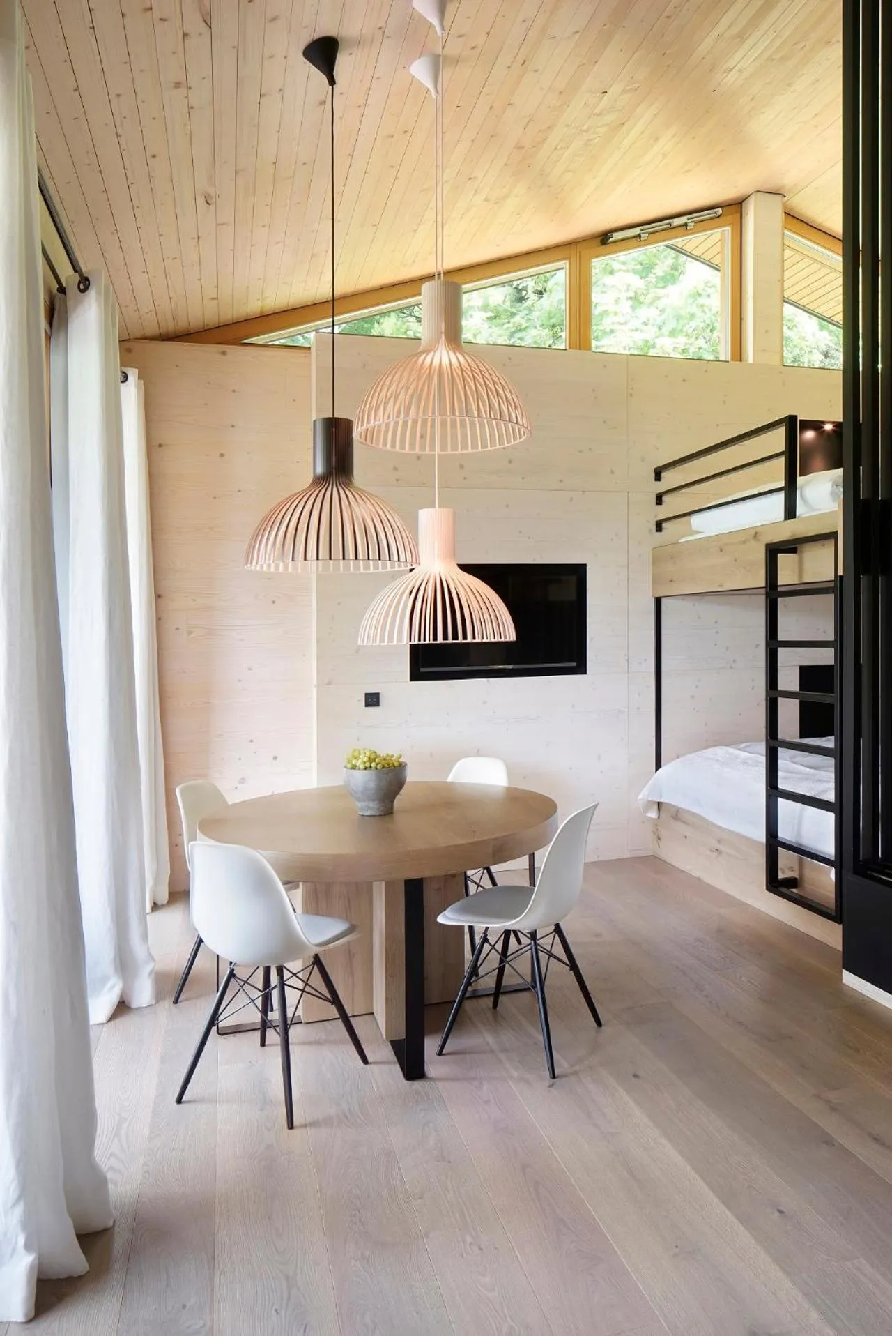 Photo of the whole room, Bed in Das Tegernsee