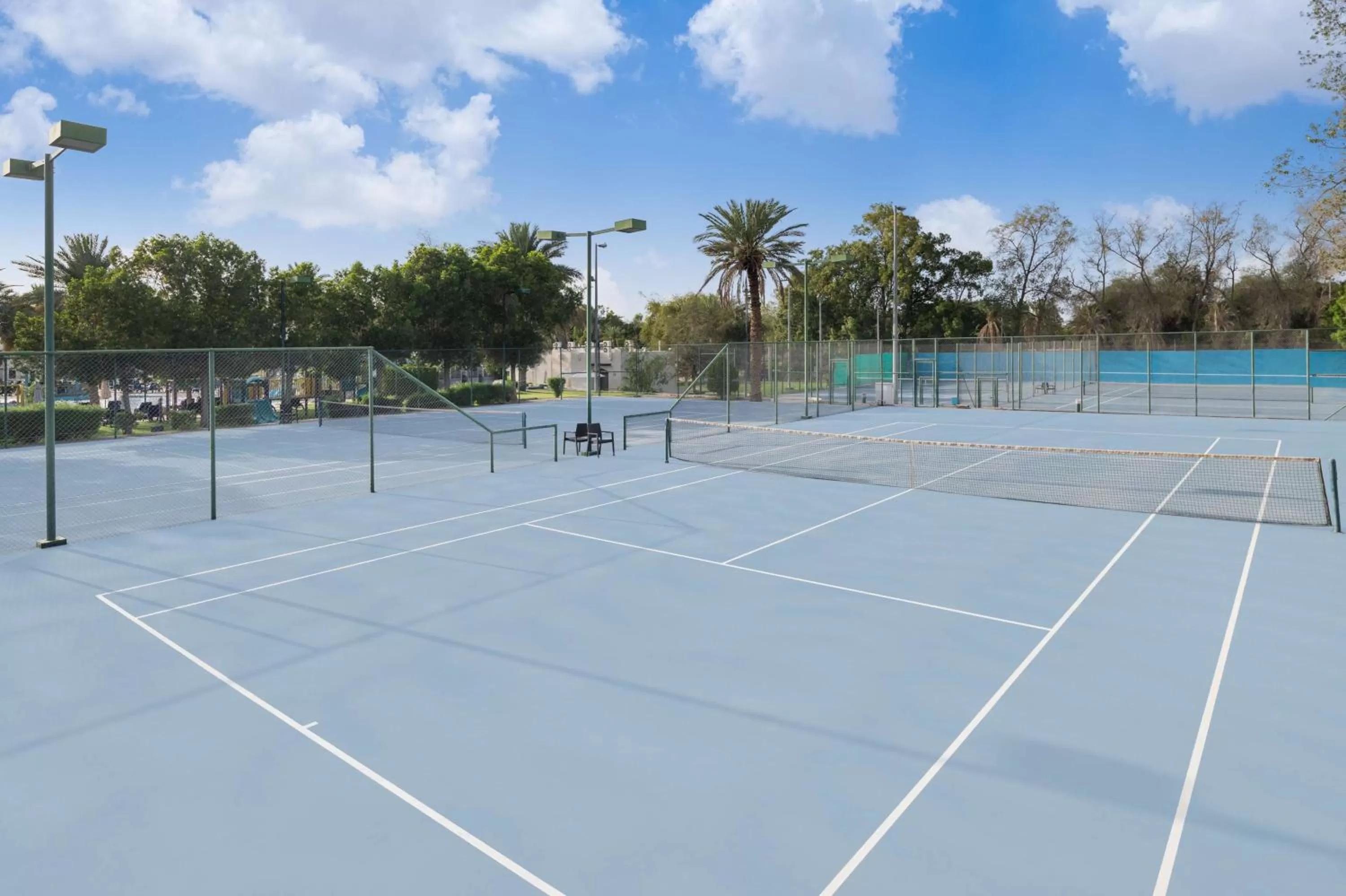Tennis court in Radisson Blu Hotel & Resort, Al Ain