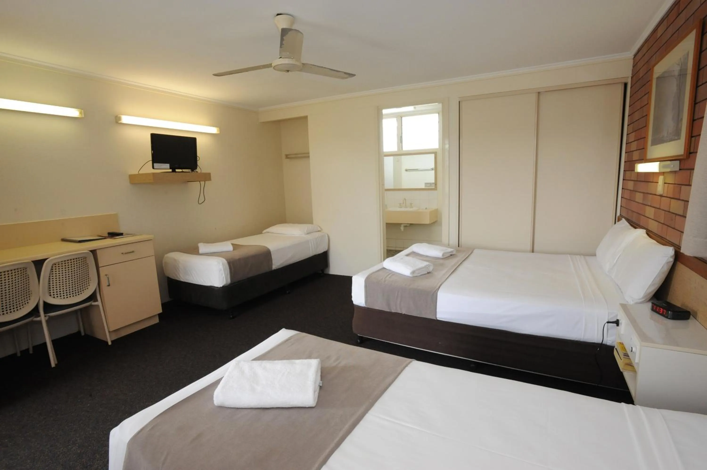 Bed in Shoredrive Motel