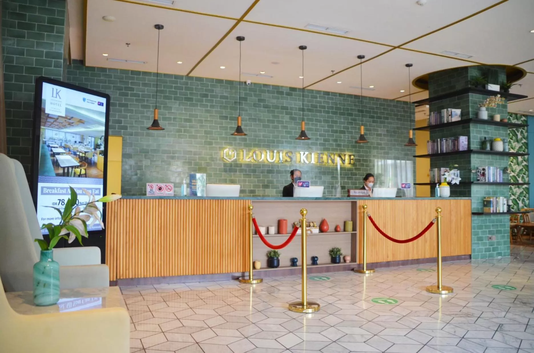 Lobby or reception in Louis Kienne Hotel Pemuda