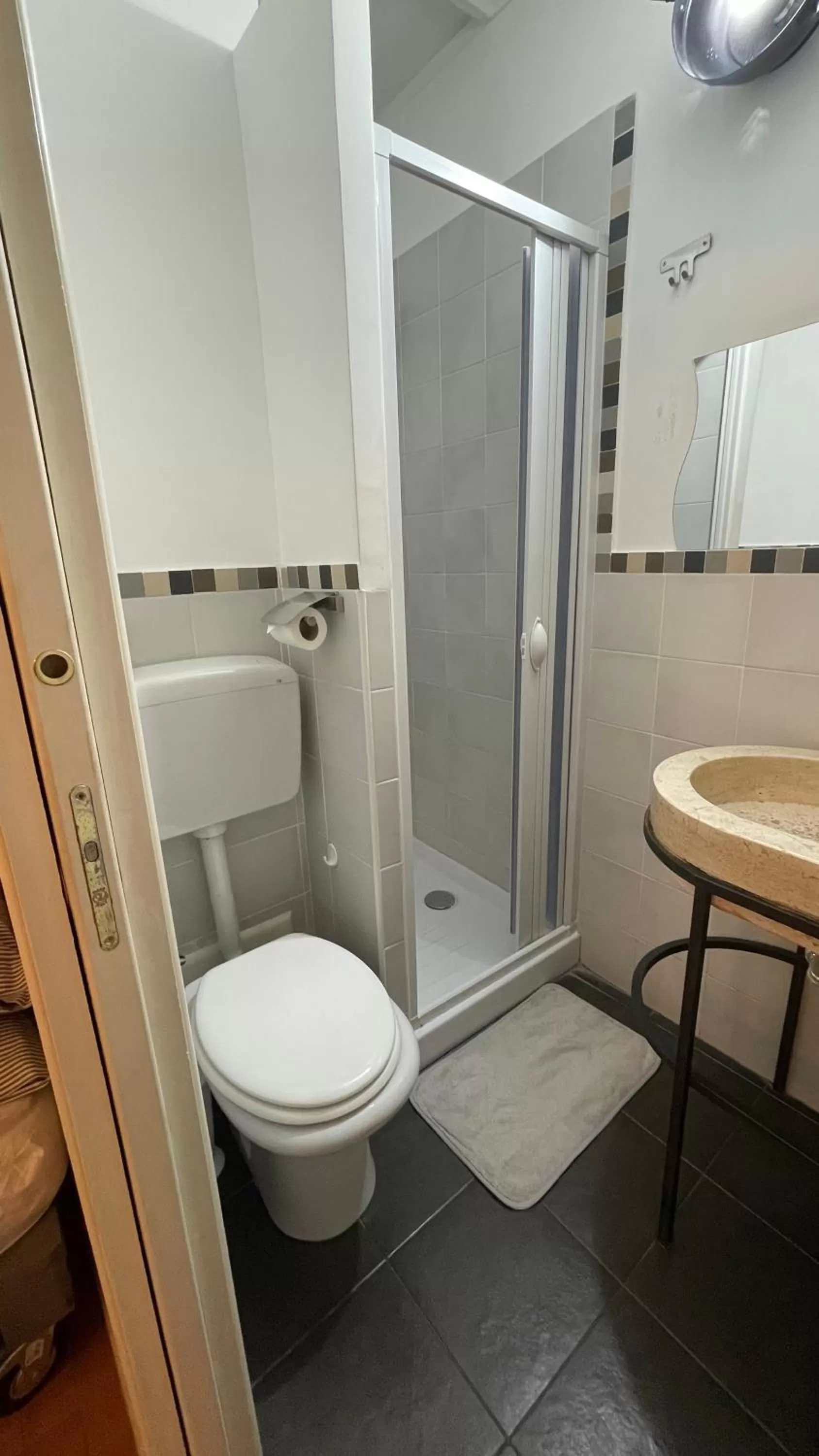 Shower in Anima Partenopea