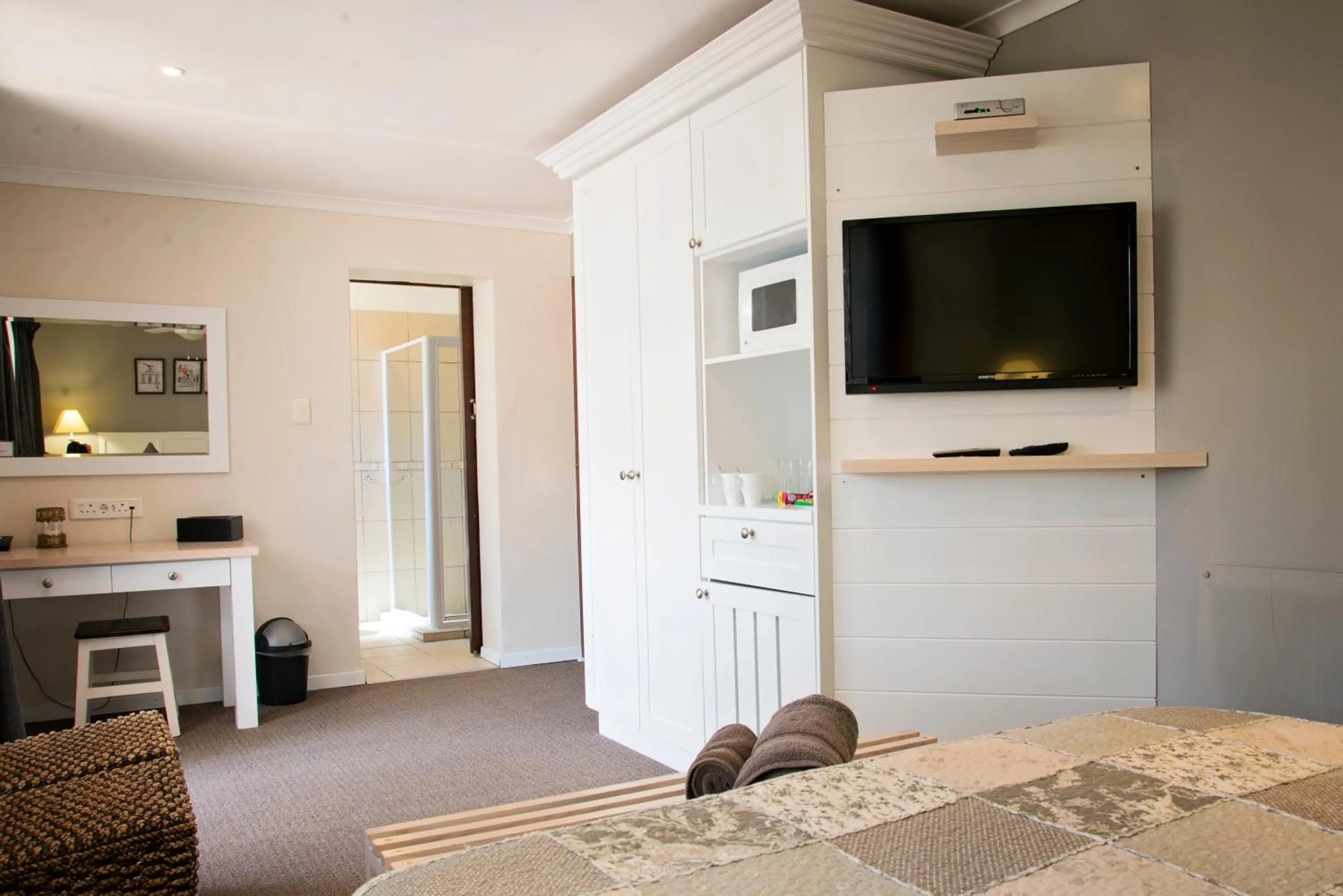 TV and multimedia, Bed in Bayside Guesthouse