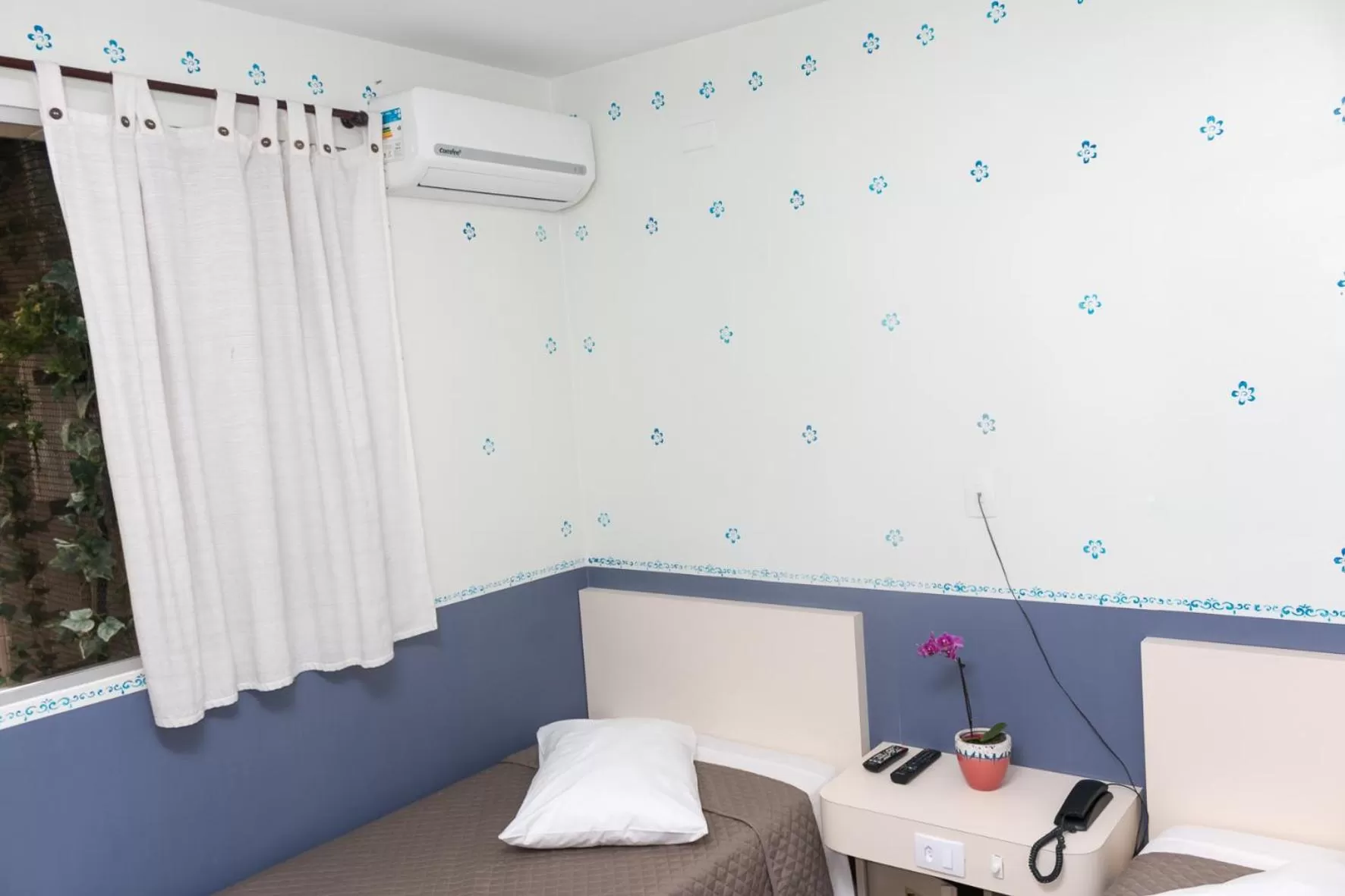 Bedroom, Bed in Hotel Residenza - 400m do inicio da Av Paulista e Metrô Paraiso