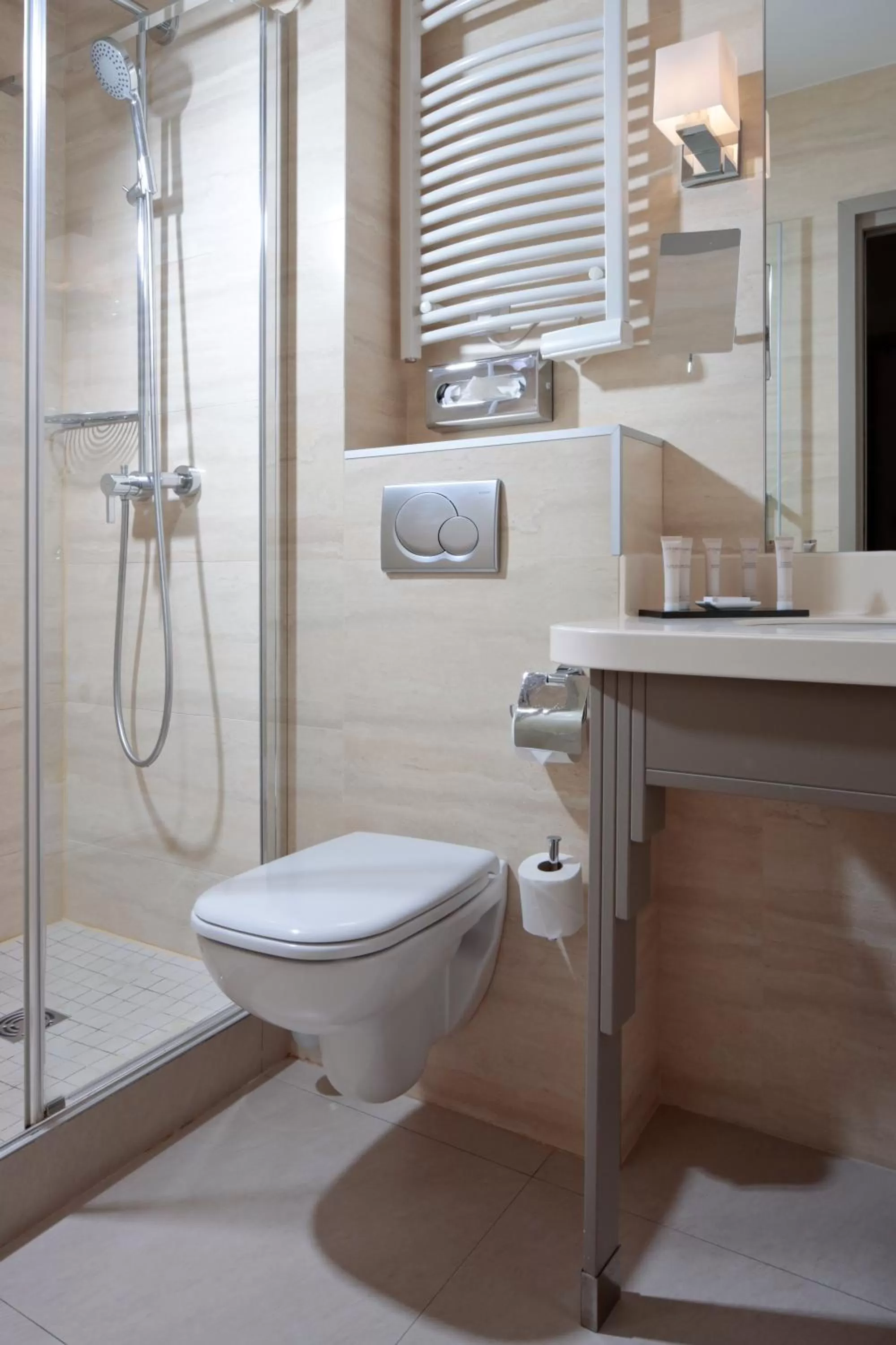 Classic Double Room in Hotel Residence Foch