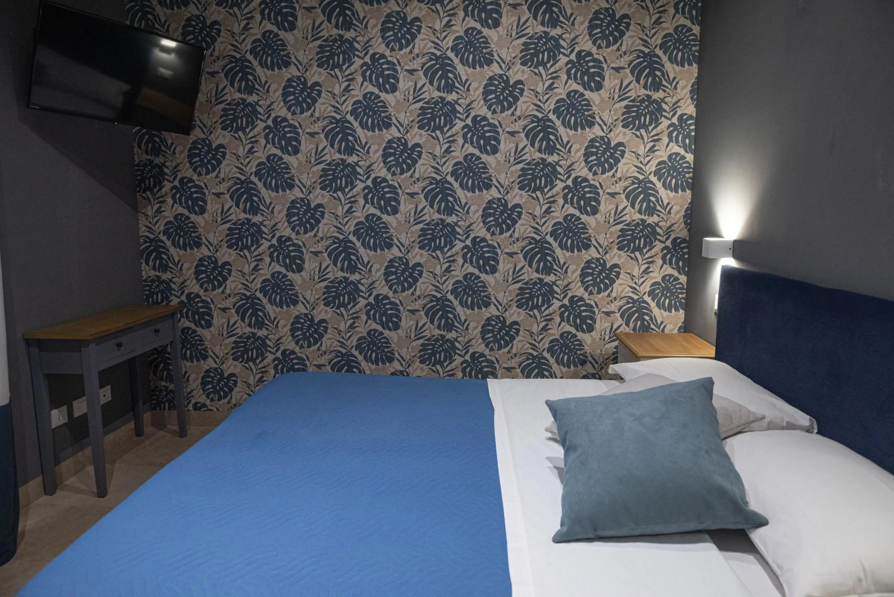 Bedroom, Bed in ZIBIBBO SUITES & ROOMS - Aparthotel in Centro Storico a Trapani