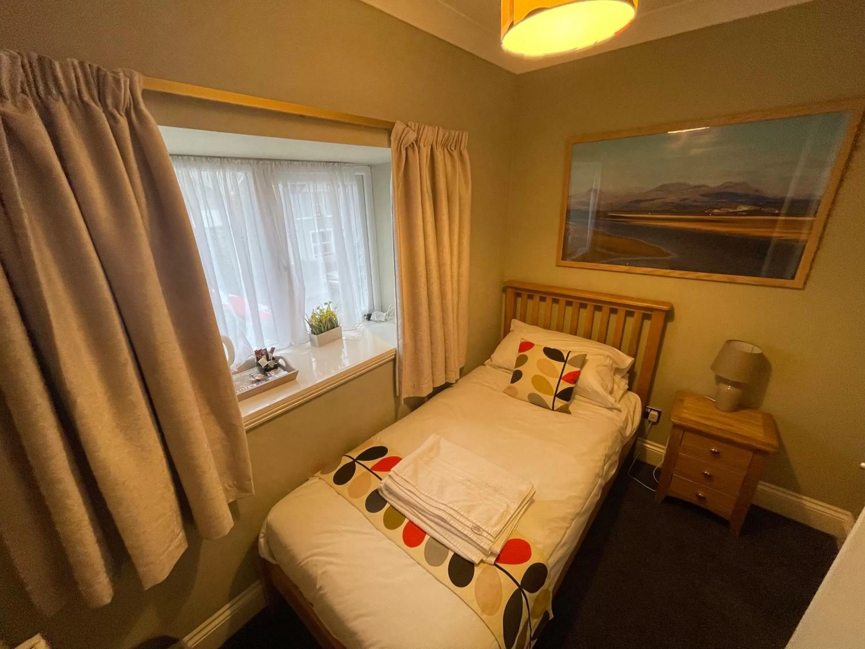 Bedroom in Y Griffin