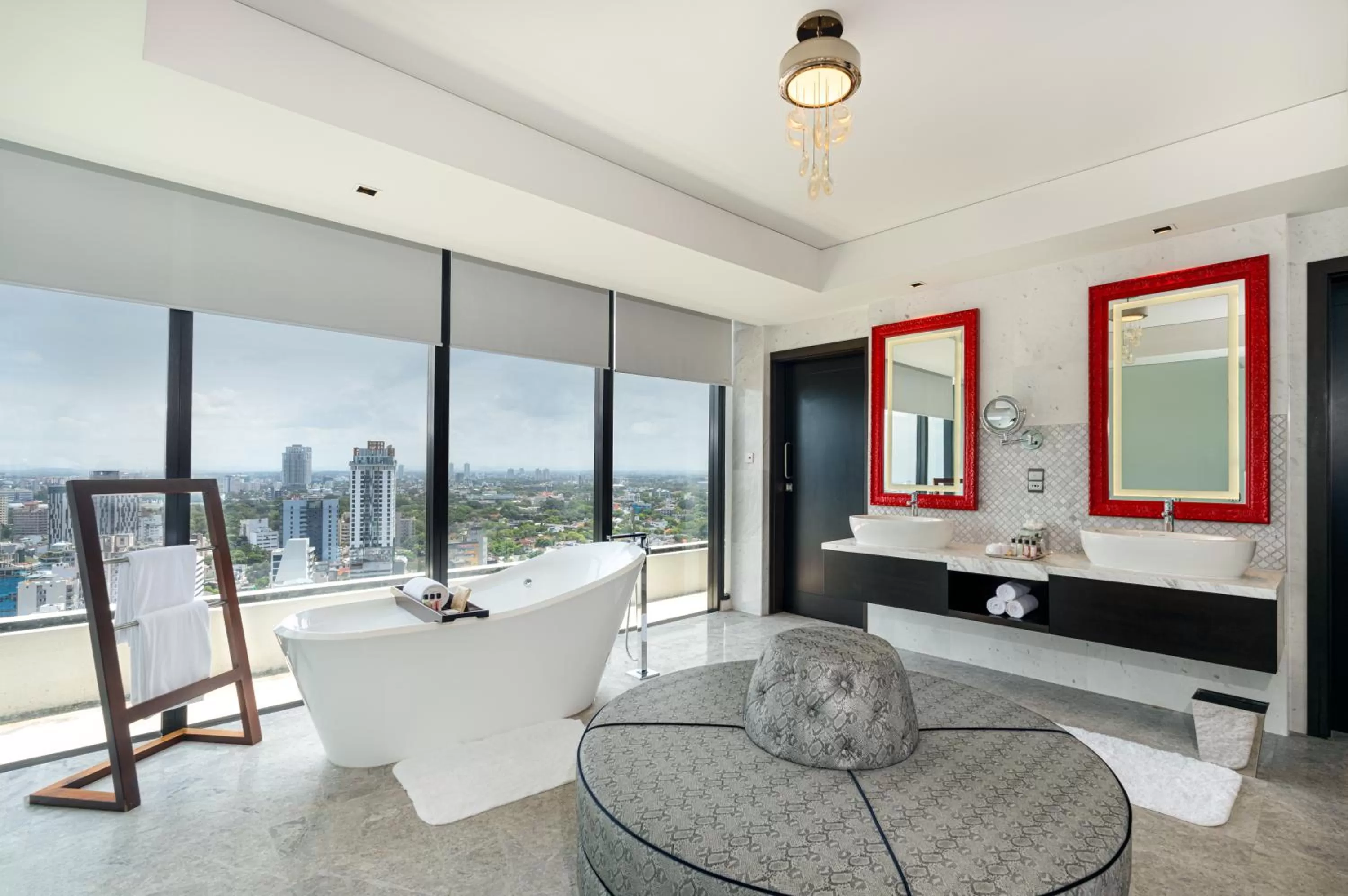 Bathroom in NH Collection Colombo