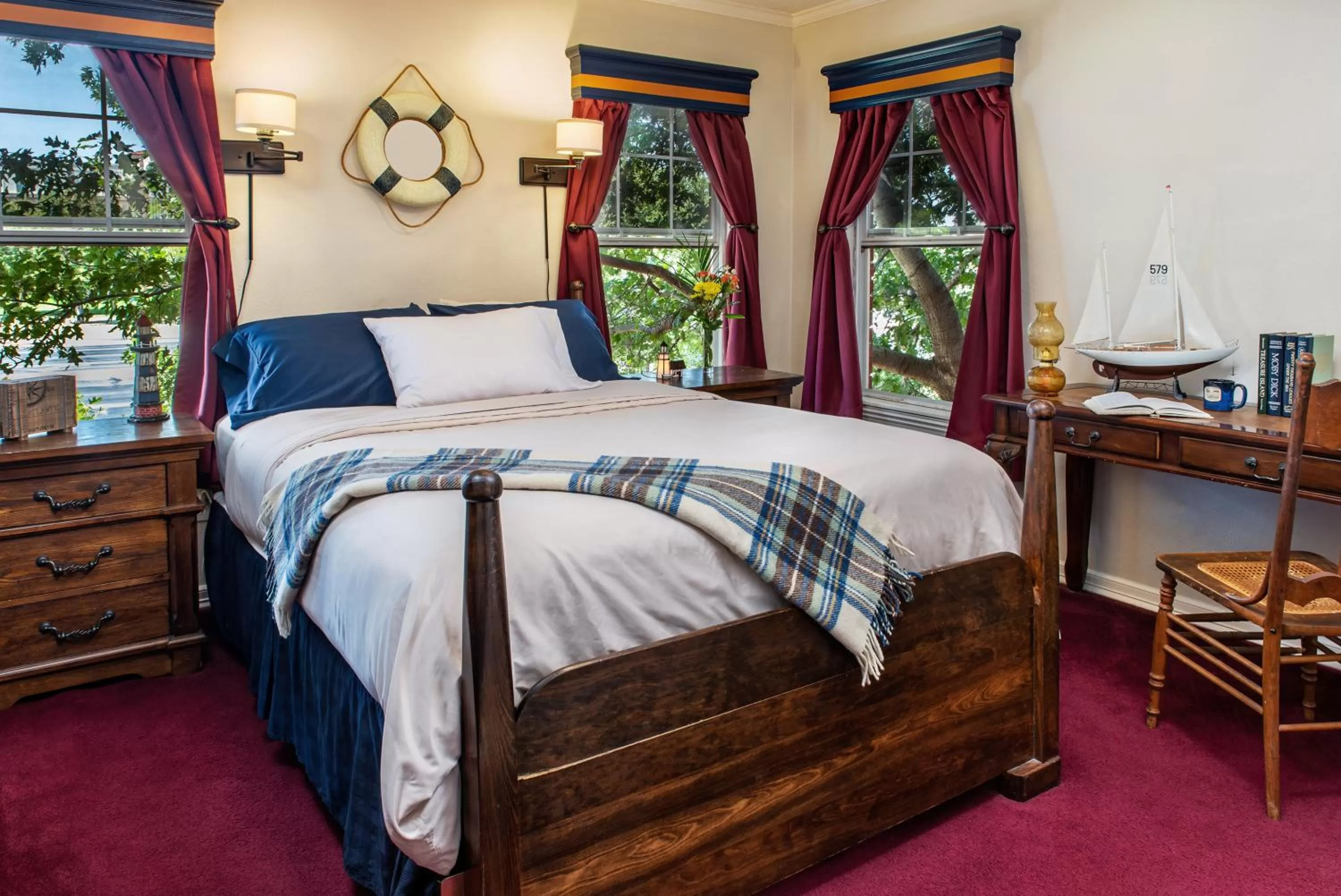 Bed in Woodrow House Bed & Breakfast