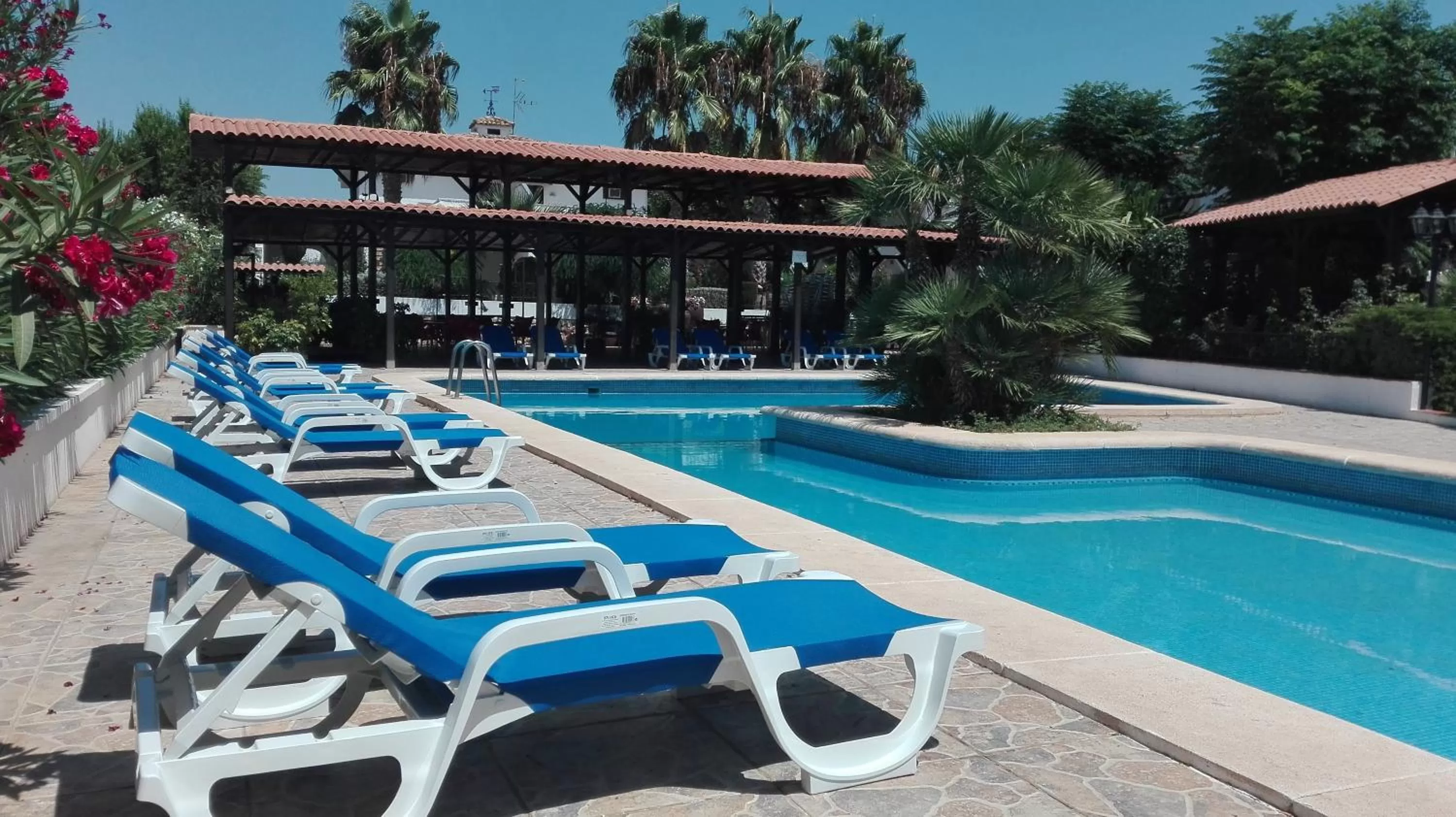 Day in Hotel La Carreta