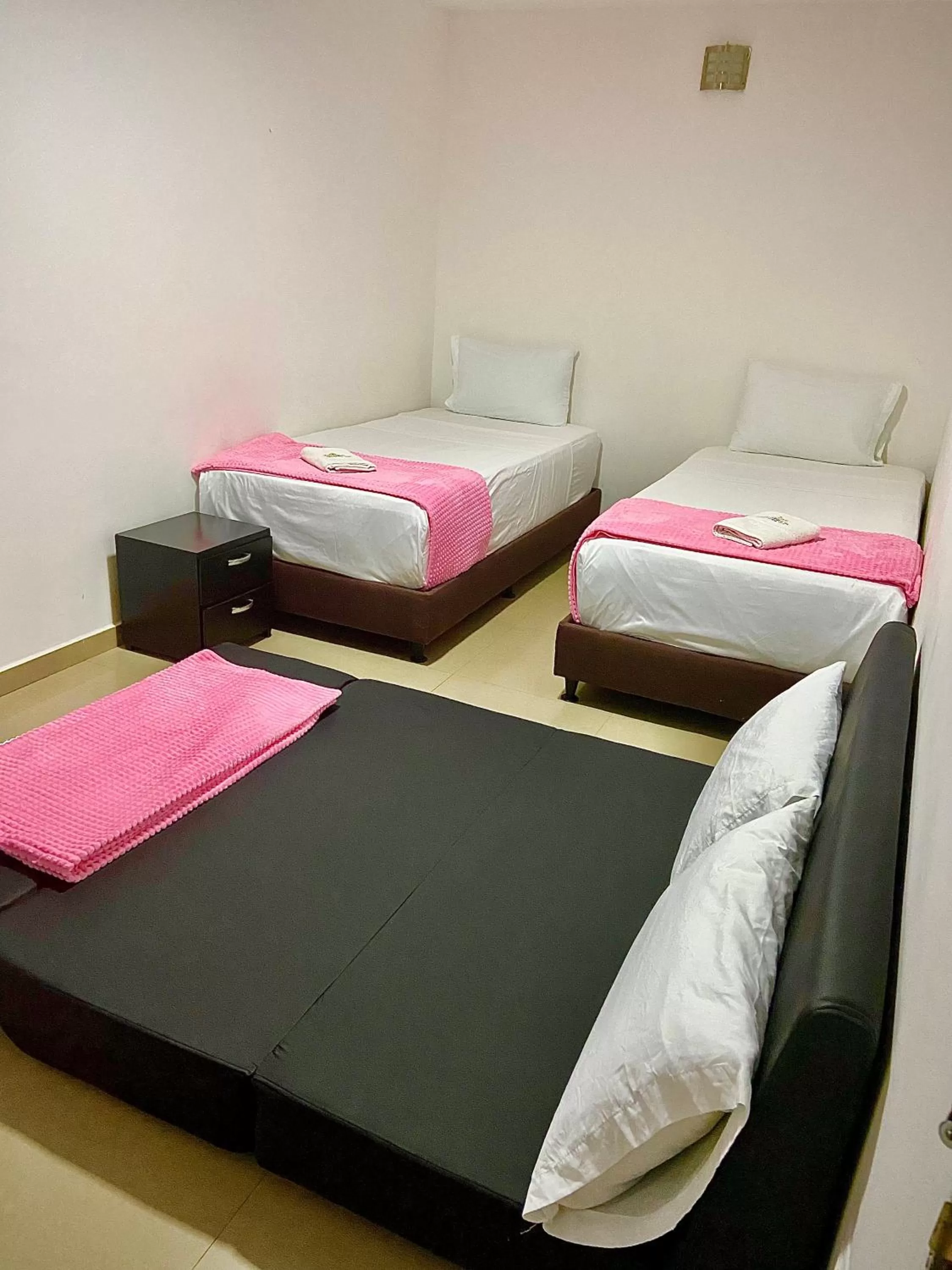 Other, Bed in Hotel Parque de los Novios Inn