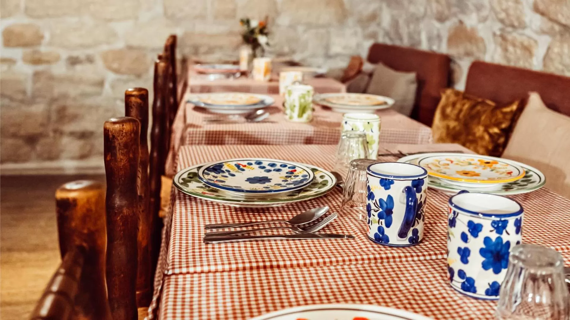 Restaurant/places to eat in Maison Saintonge