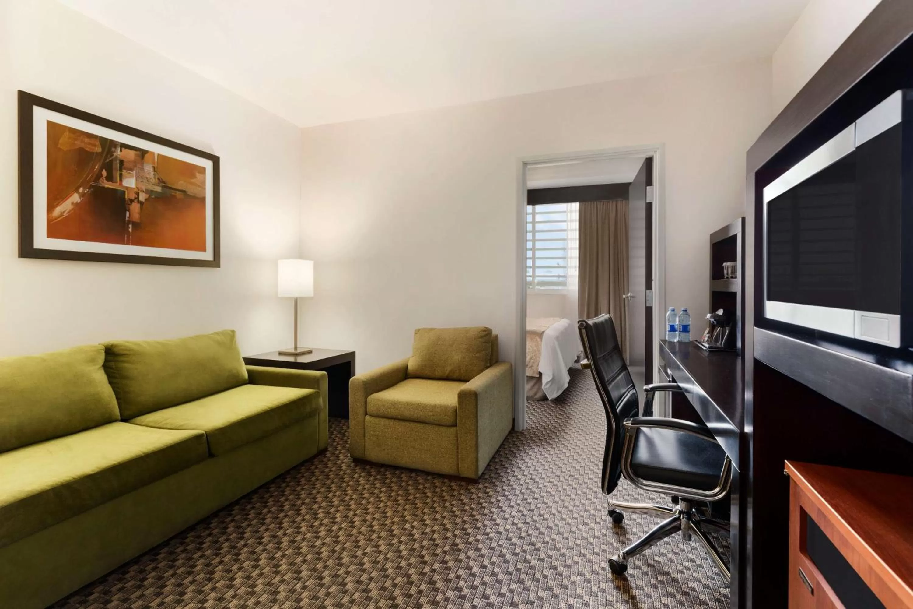 Bed in DoubleTree by Hilton Queretaro