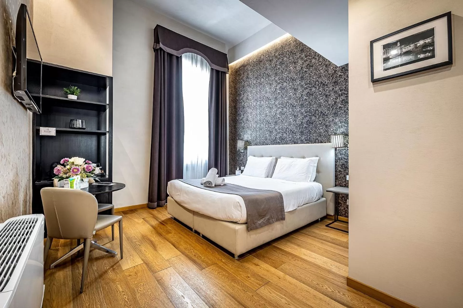 Photo of the whole room, Bed in Martelli 6 Suite & Apartments