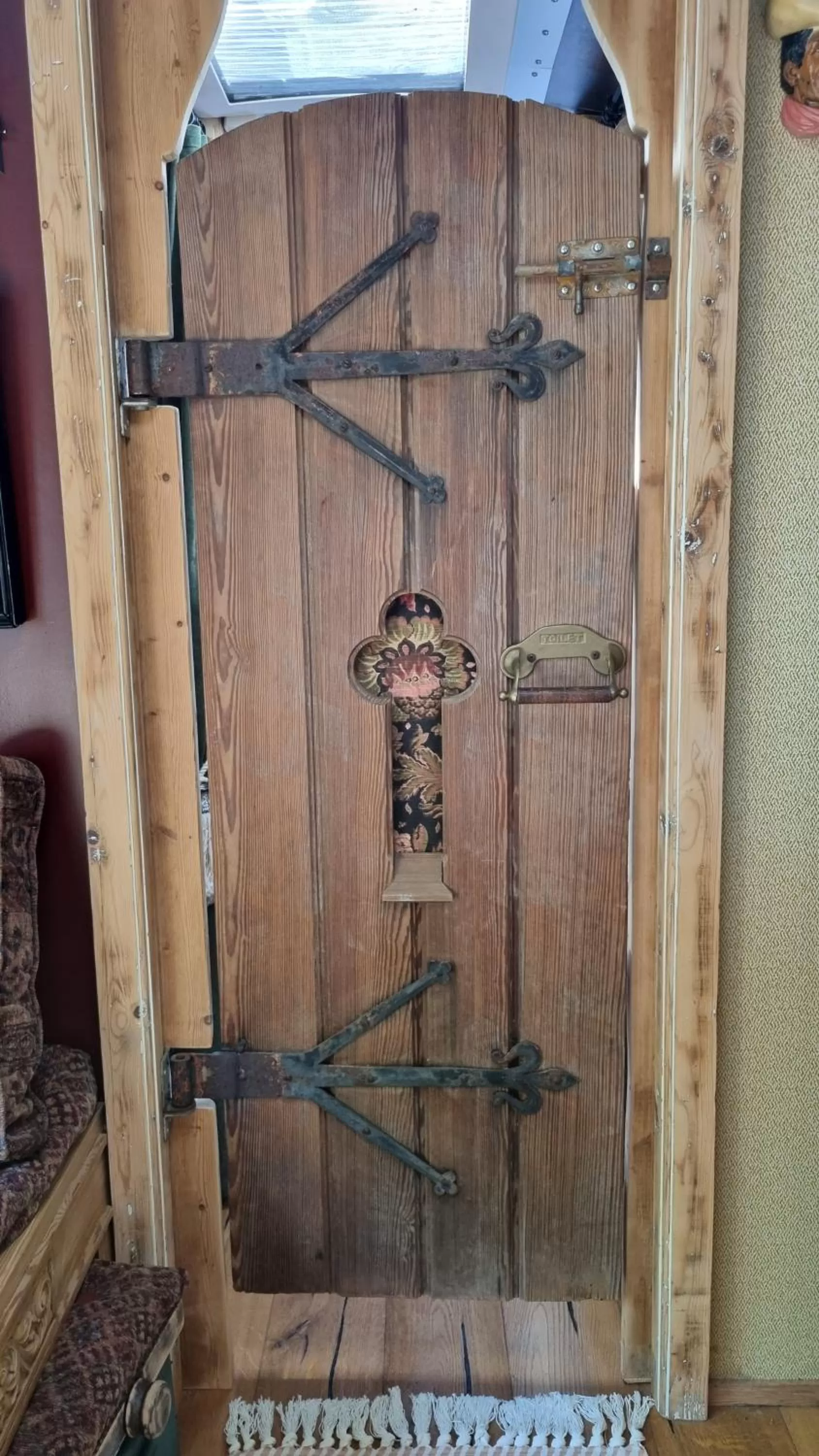 hair dresser, Bathroom in AirstreamNB
