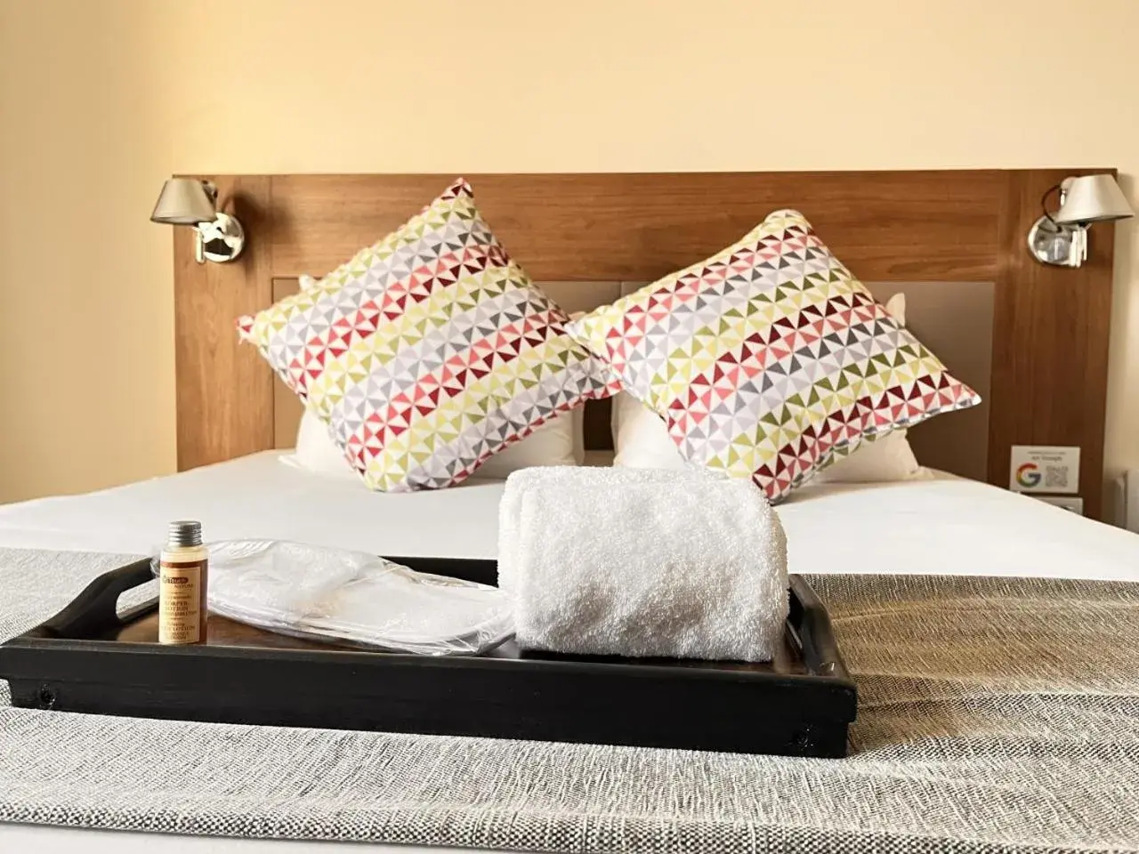 Superior Double Room in Campanile Paris Sud Saclay- Gif sur yvette Superior Double Room in Campanile Paris Sud Saclay- Gif sur yvette