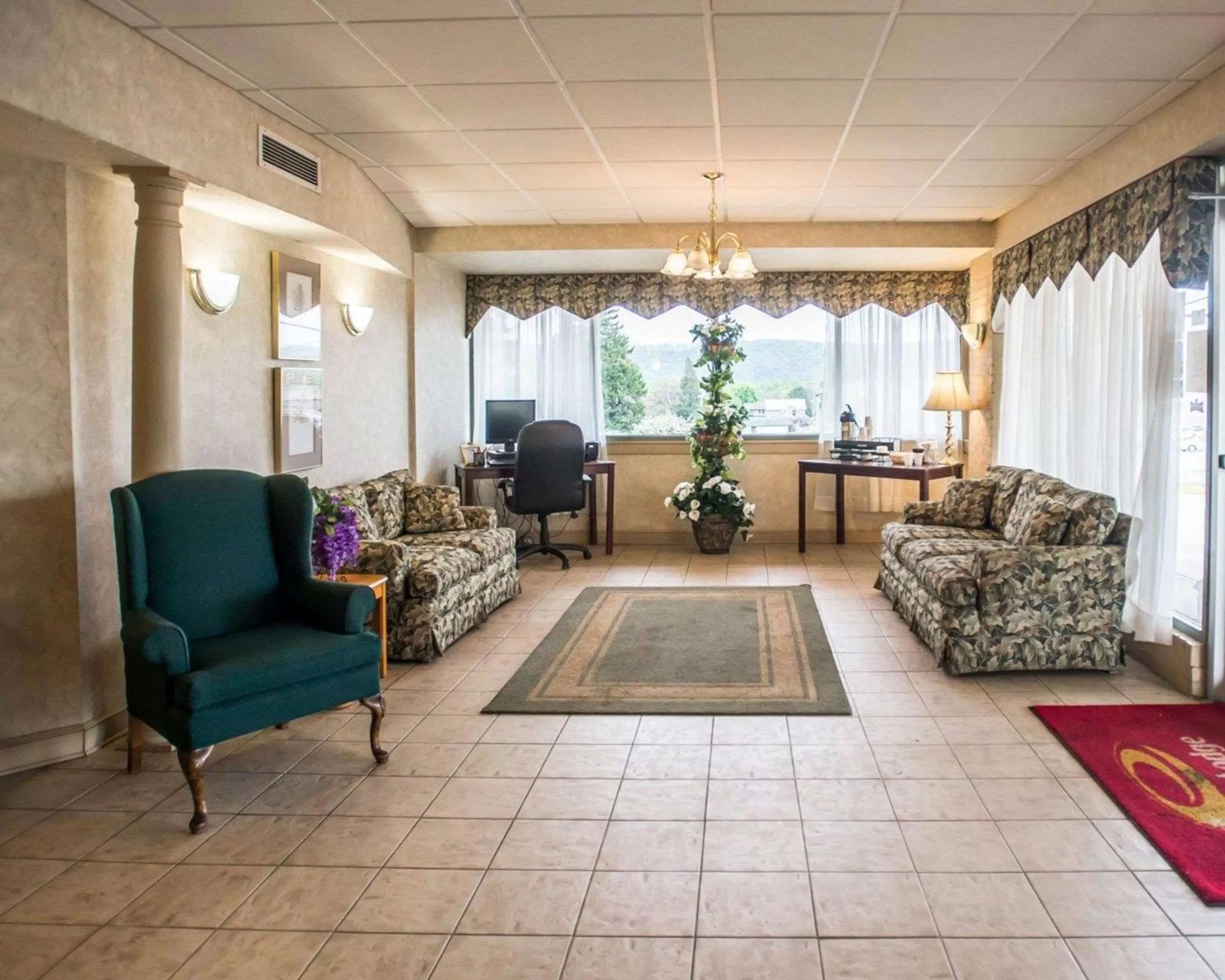 Lobby or reception in Econo Lodge Inn & Suites Shamokin Dam - Selinsgrove