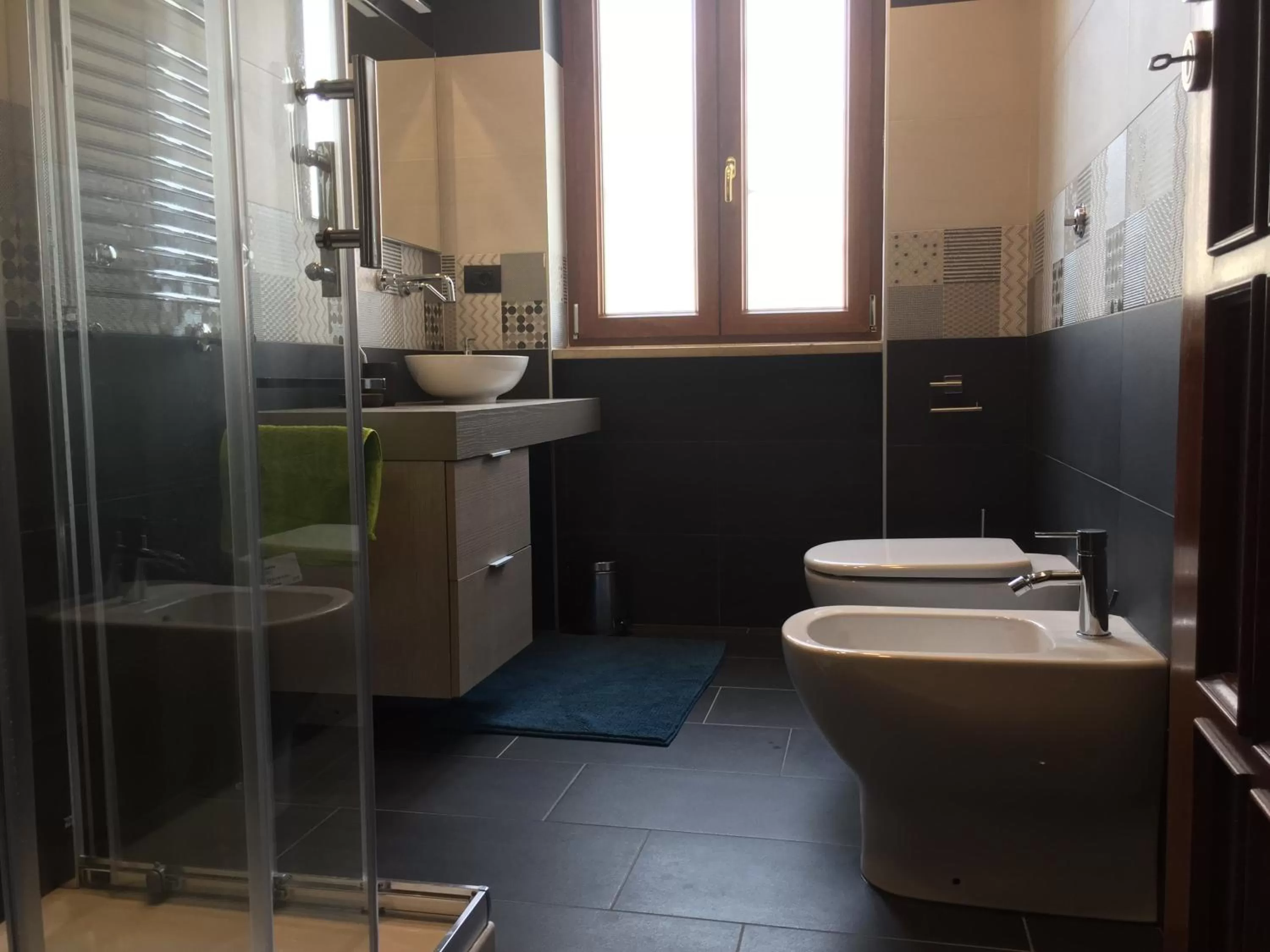 Shower in B&B Cozy Cove