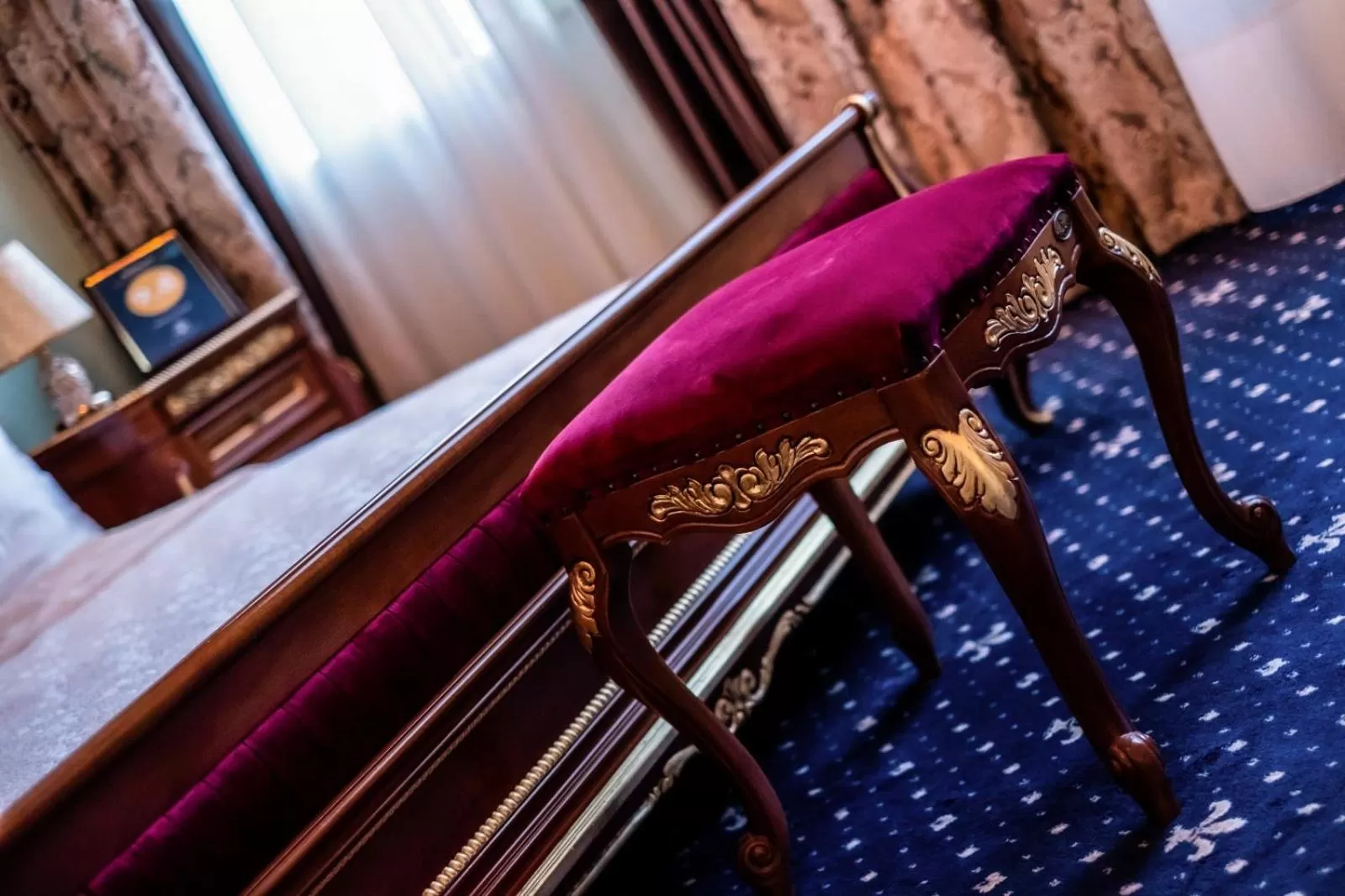 Bed in JMR Royal -Luxury Rooms & Private Sauna
