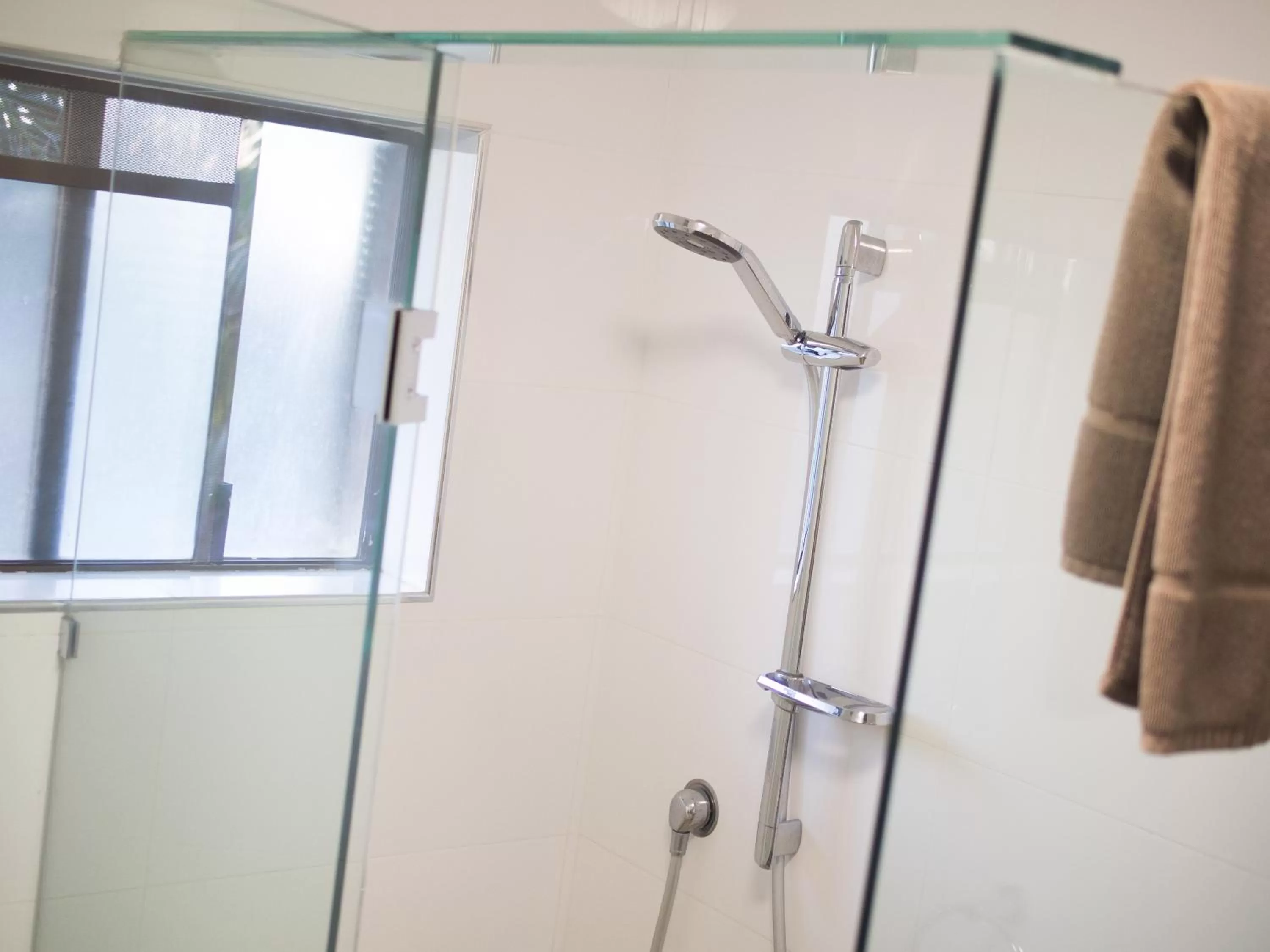 Bathroom in Sunnybank Star Hotel