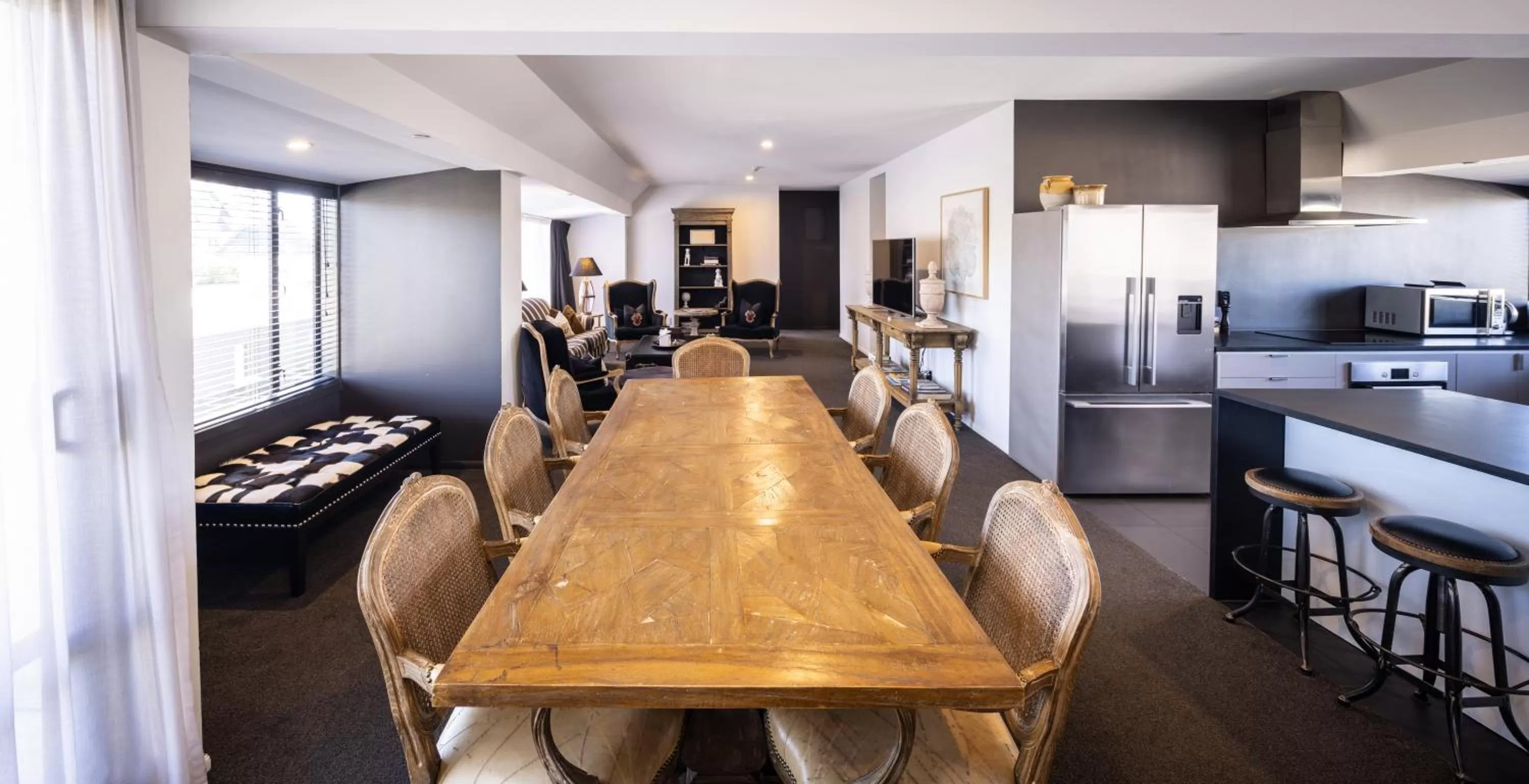 Dining area in Hotel Montreal