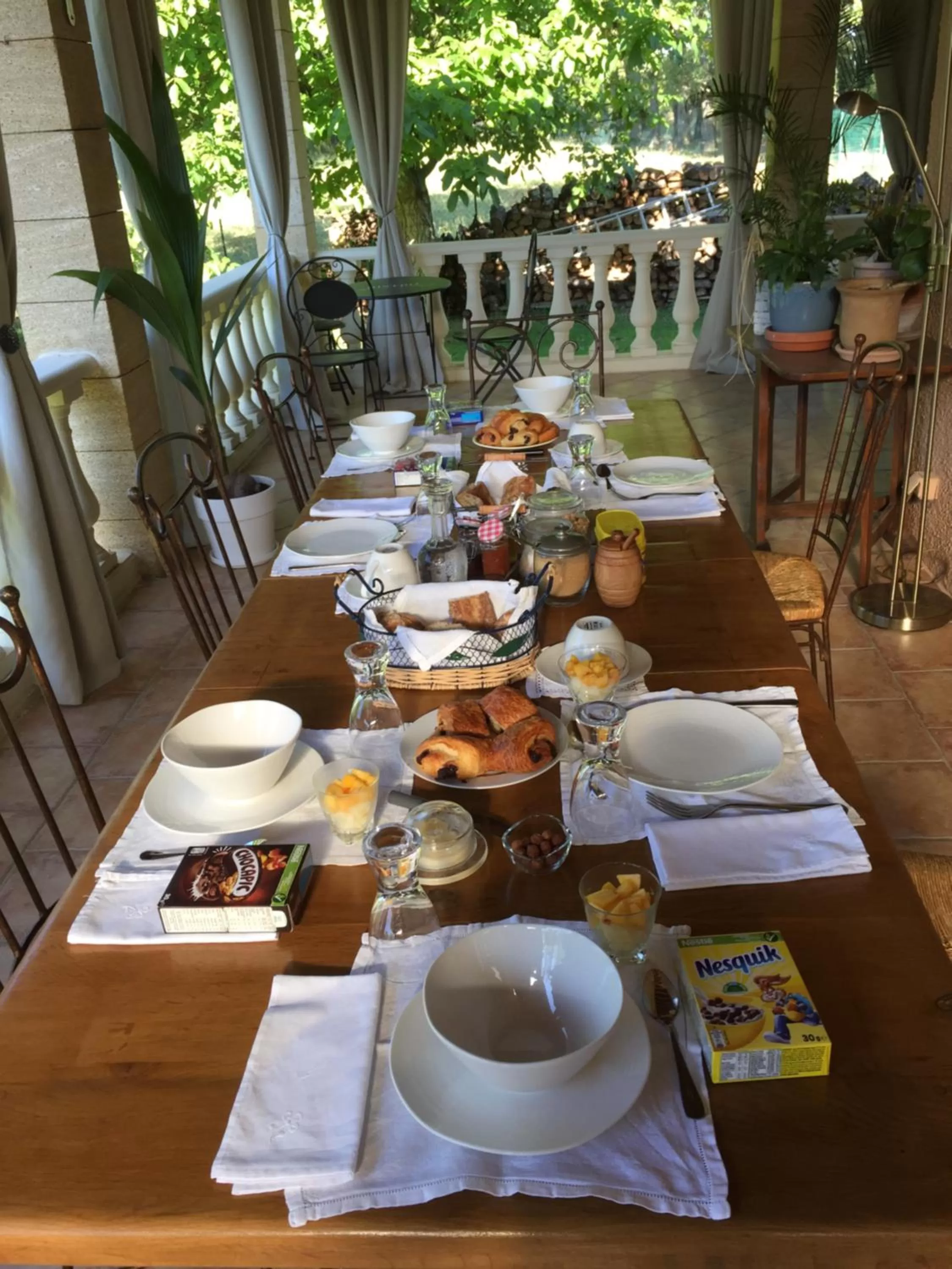 Restaurant/Places to Eat in B&B et Gite d'ayran