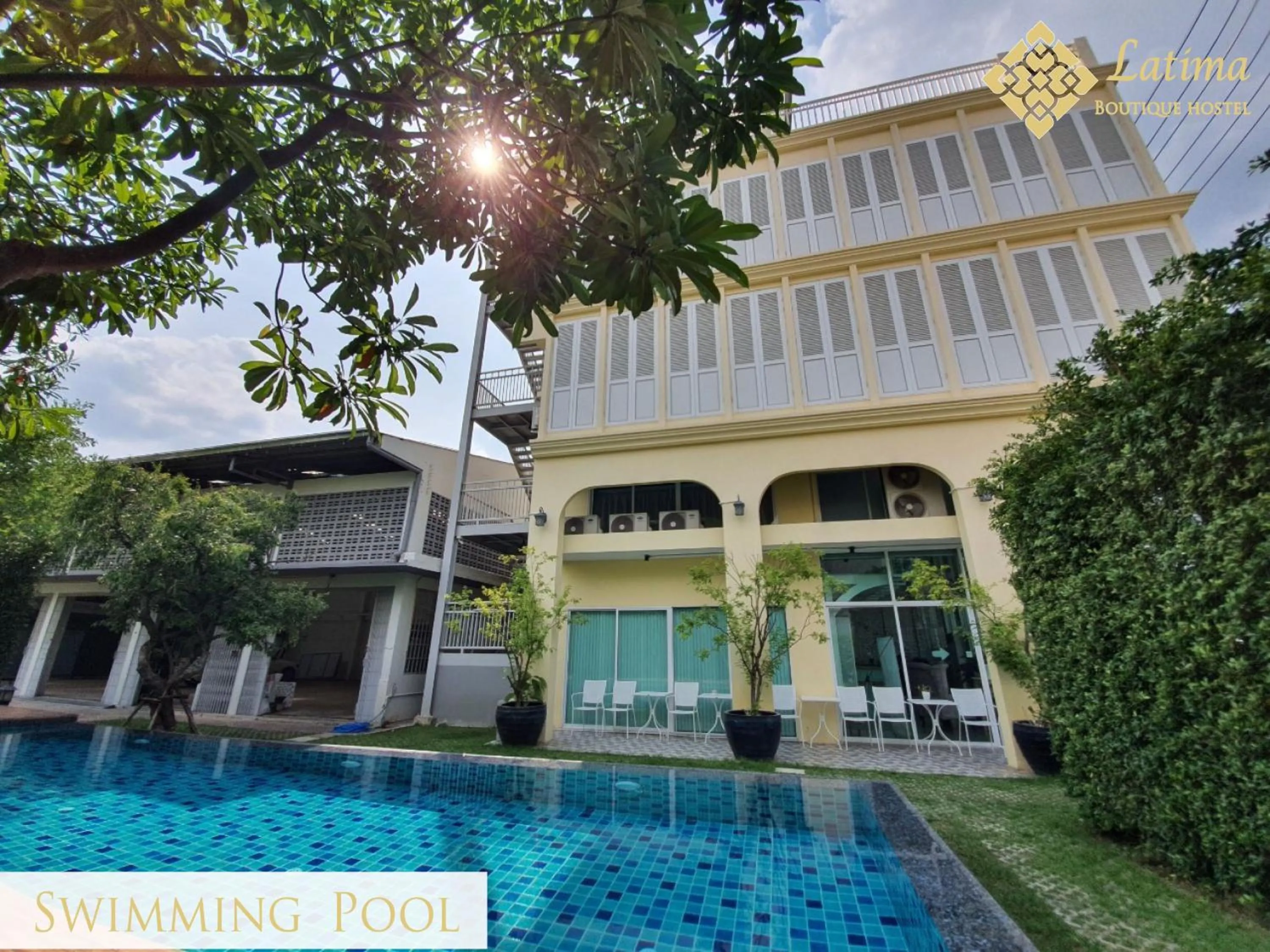 Swimming pool in Latima Boutique Hostel