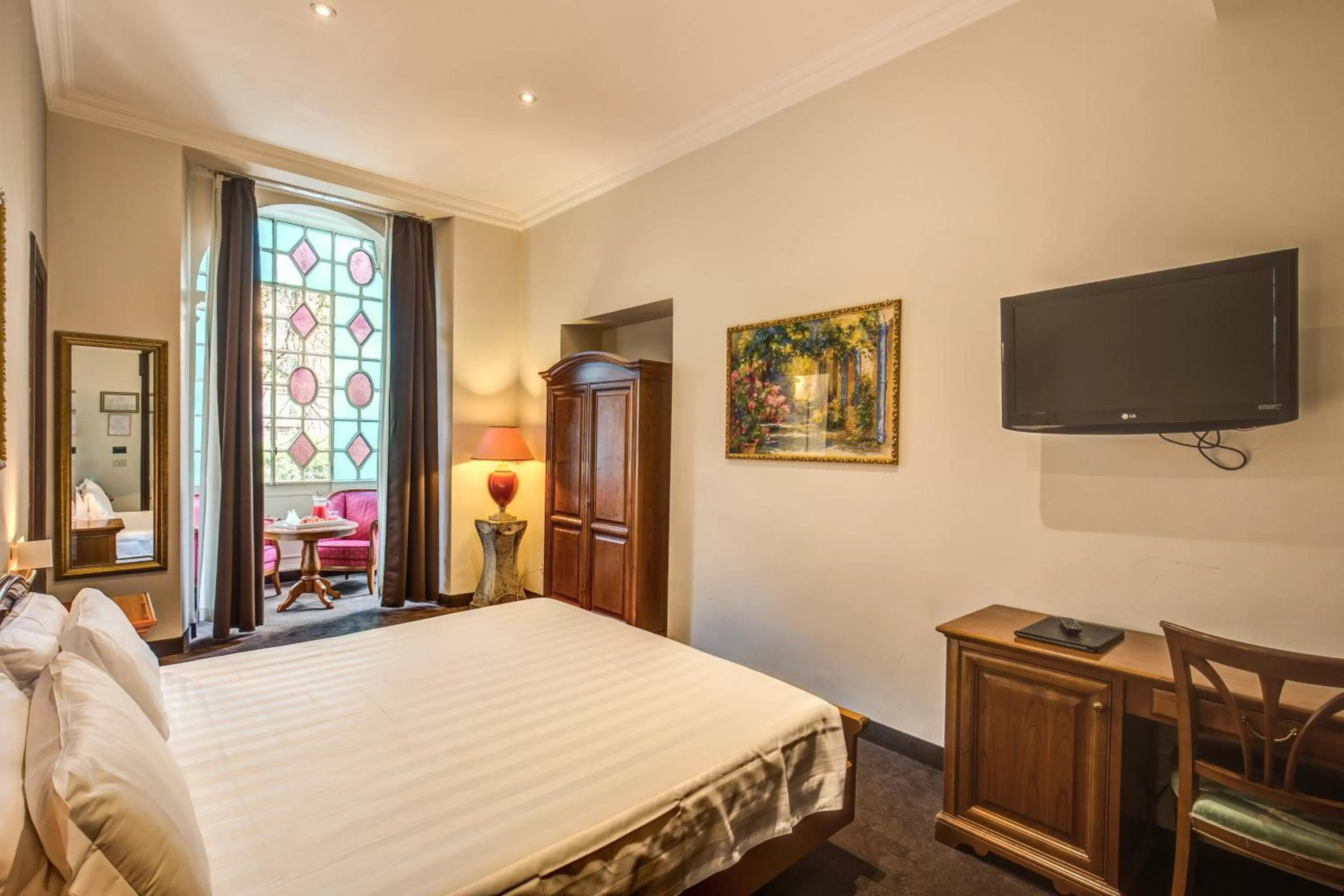 Bedroom, Bed in Rome Garden Hotel