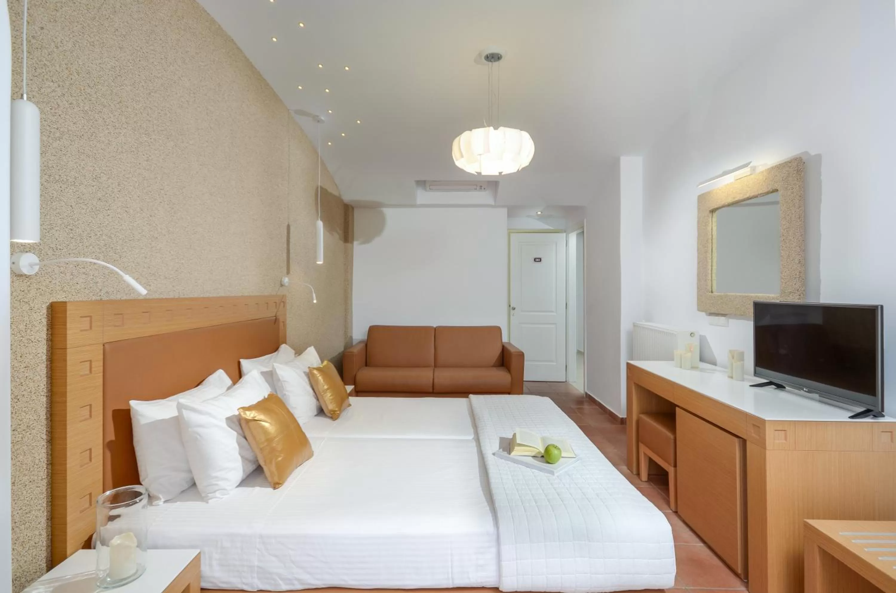 Bedroom, Bed in Adriani Hotel