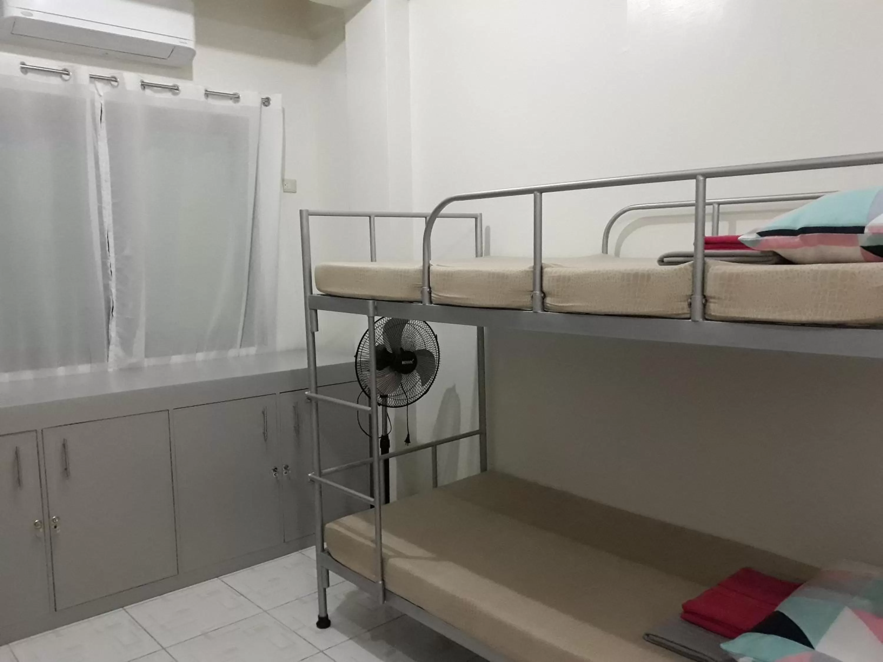 JDL Residences Hostel