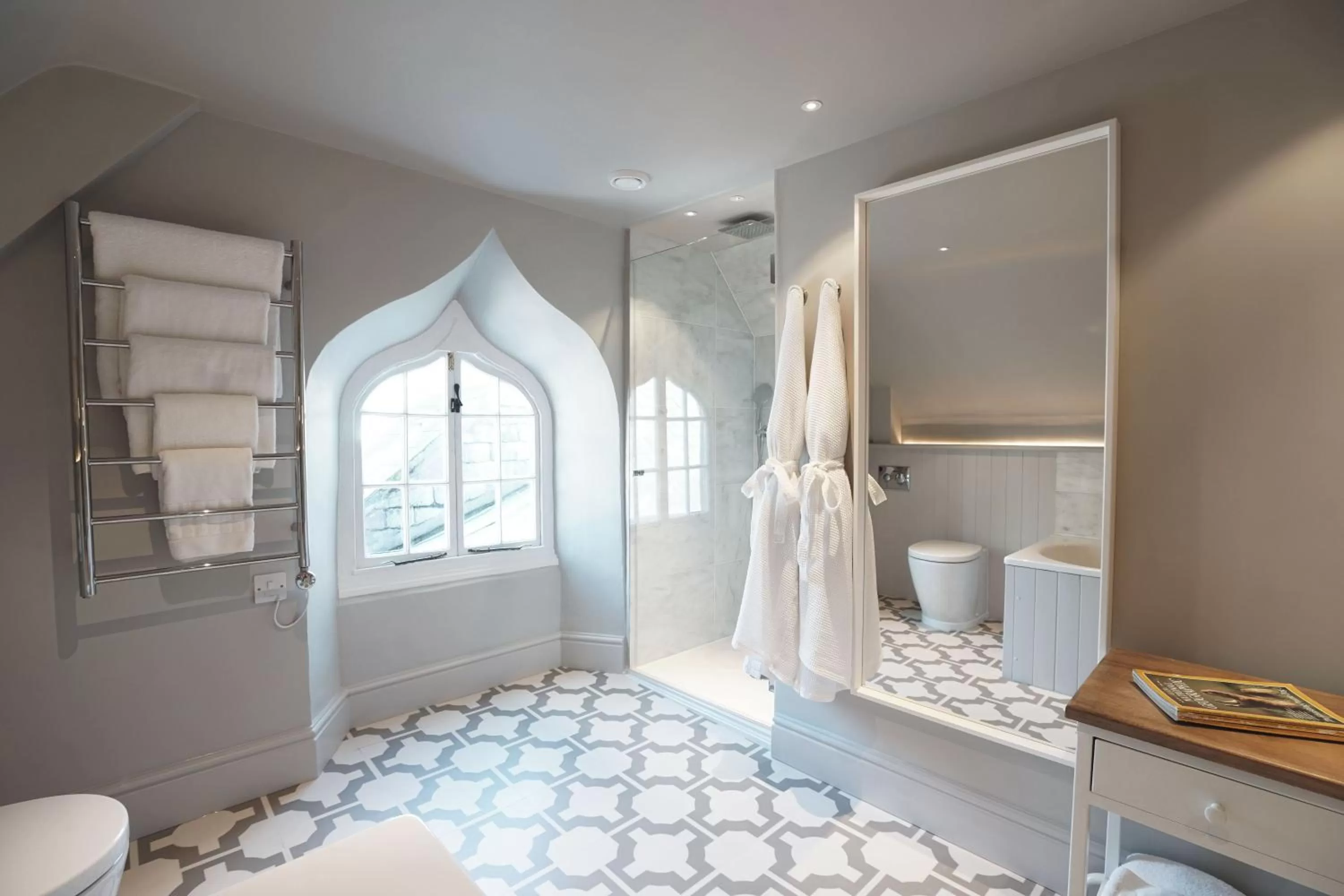 Bathroom in Penally Abbey Country House Hotel and Restaurant