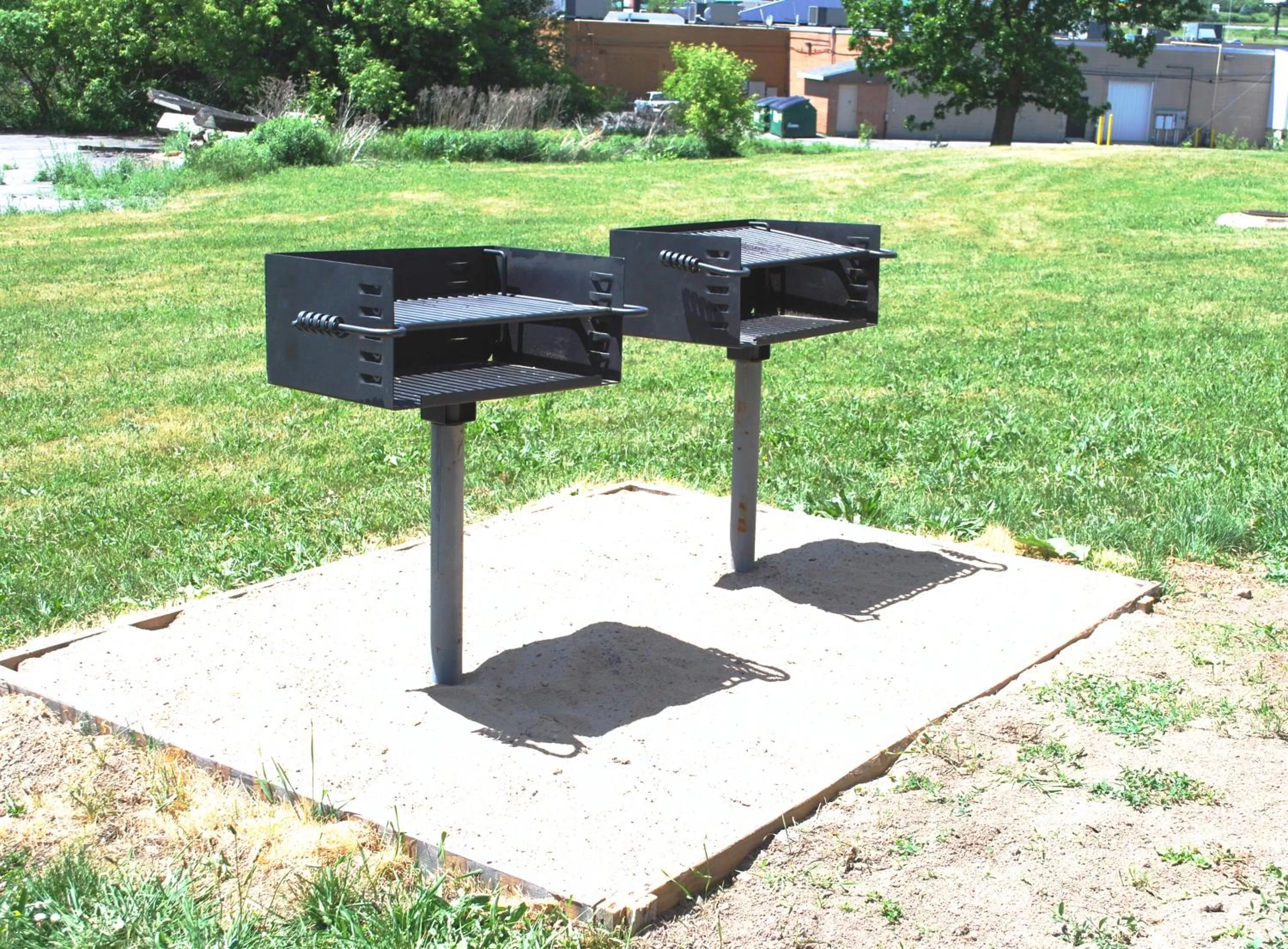 BBQ facilities in Travel Inn - Watertown NY