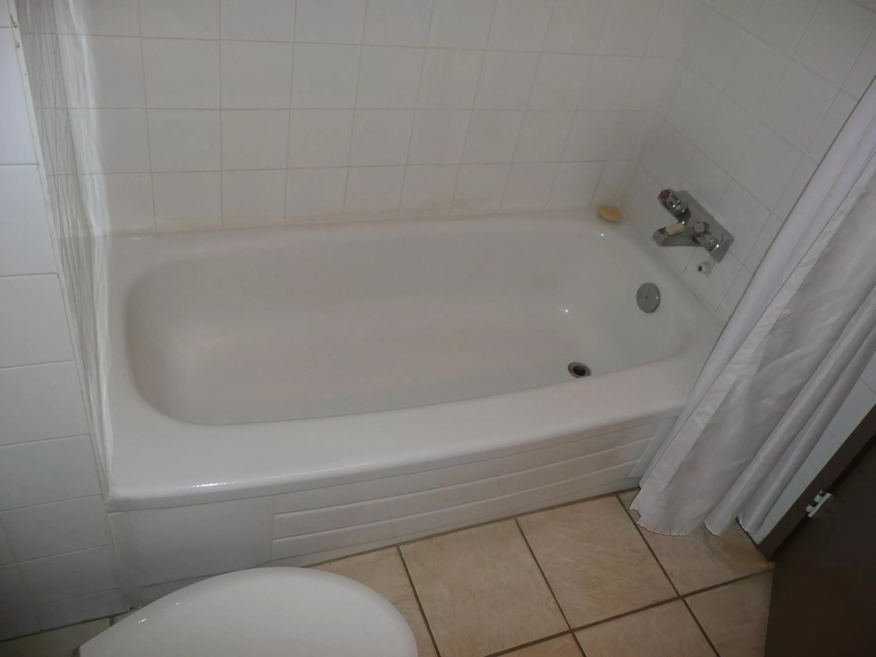 Bathroom in Sandstone Motel