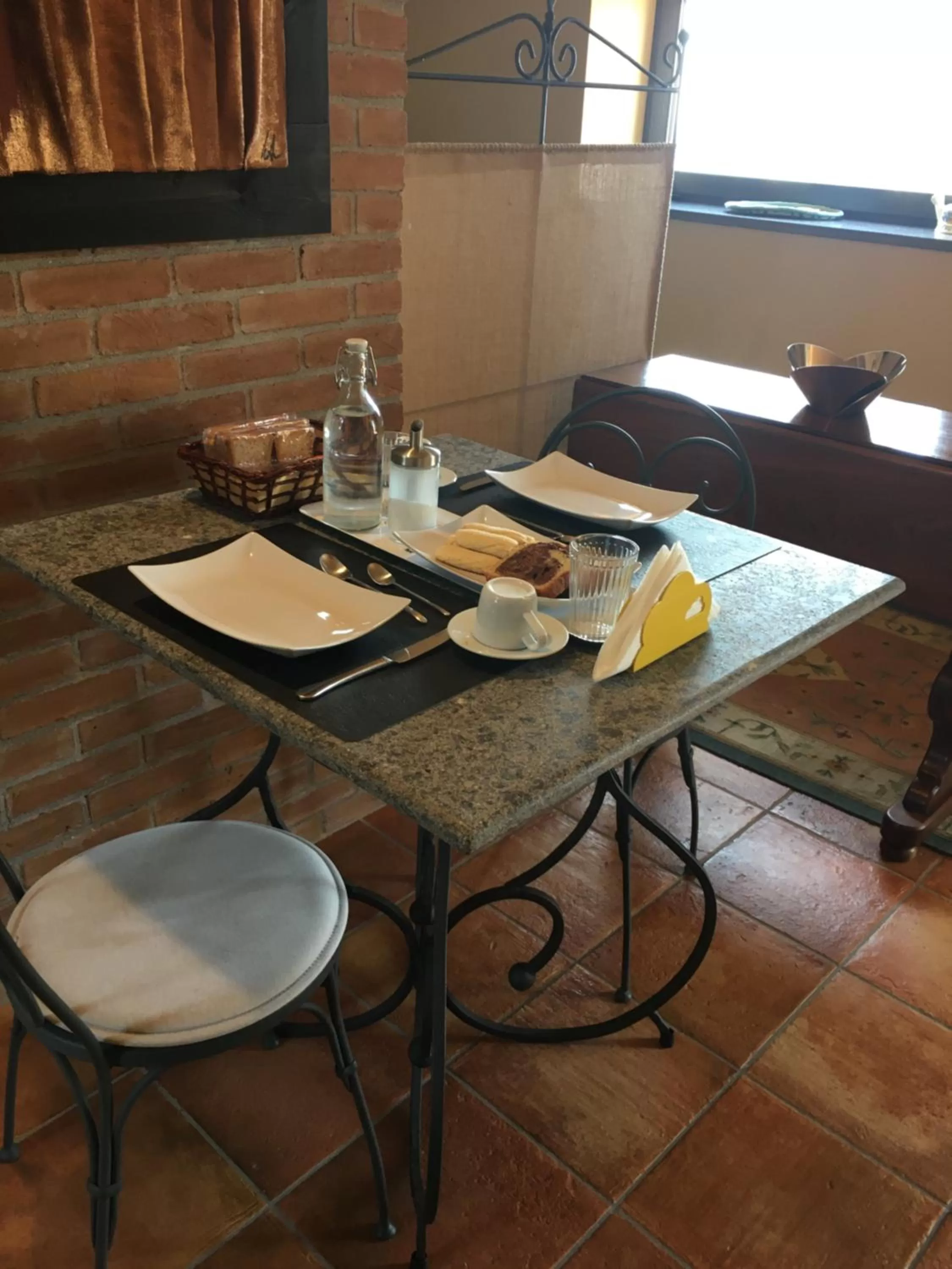 Lobby or reception in B&B MontAlbano