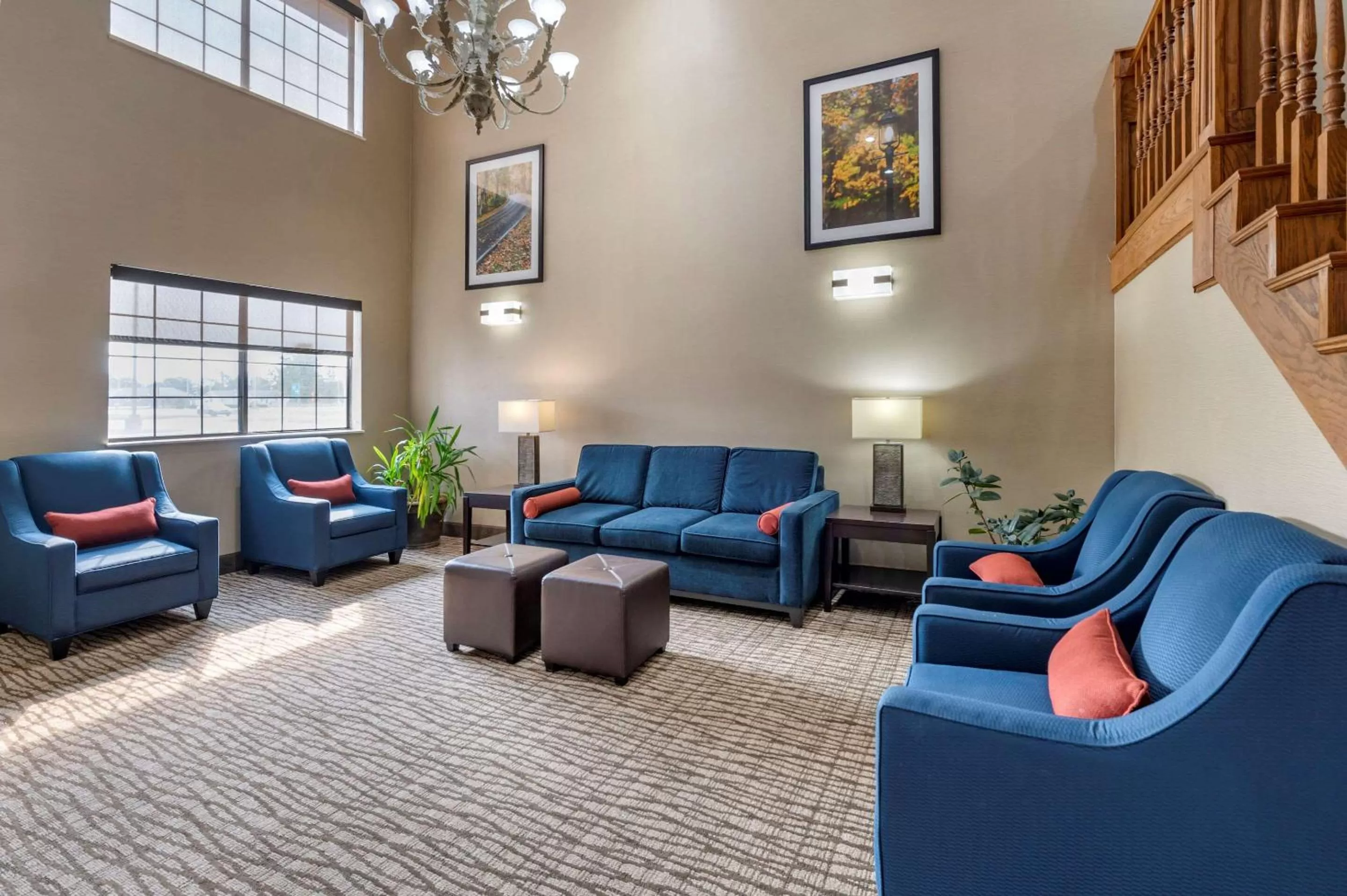 Lobby or reception in Comfort Inn & Suites Napoleon