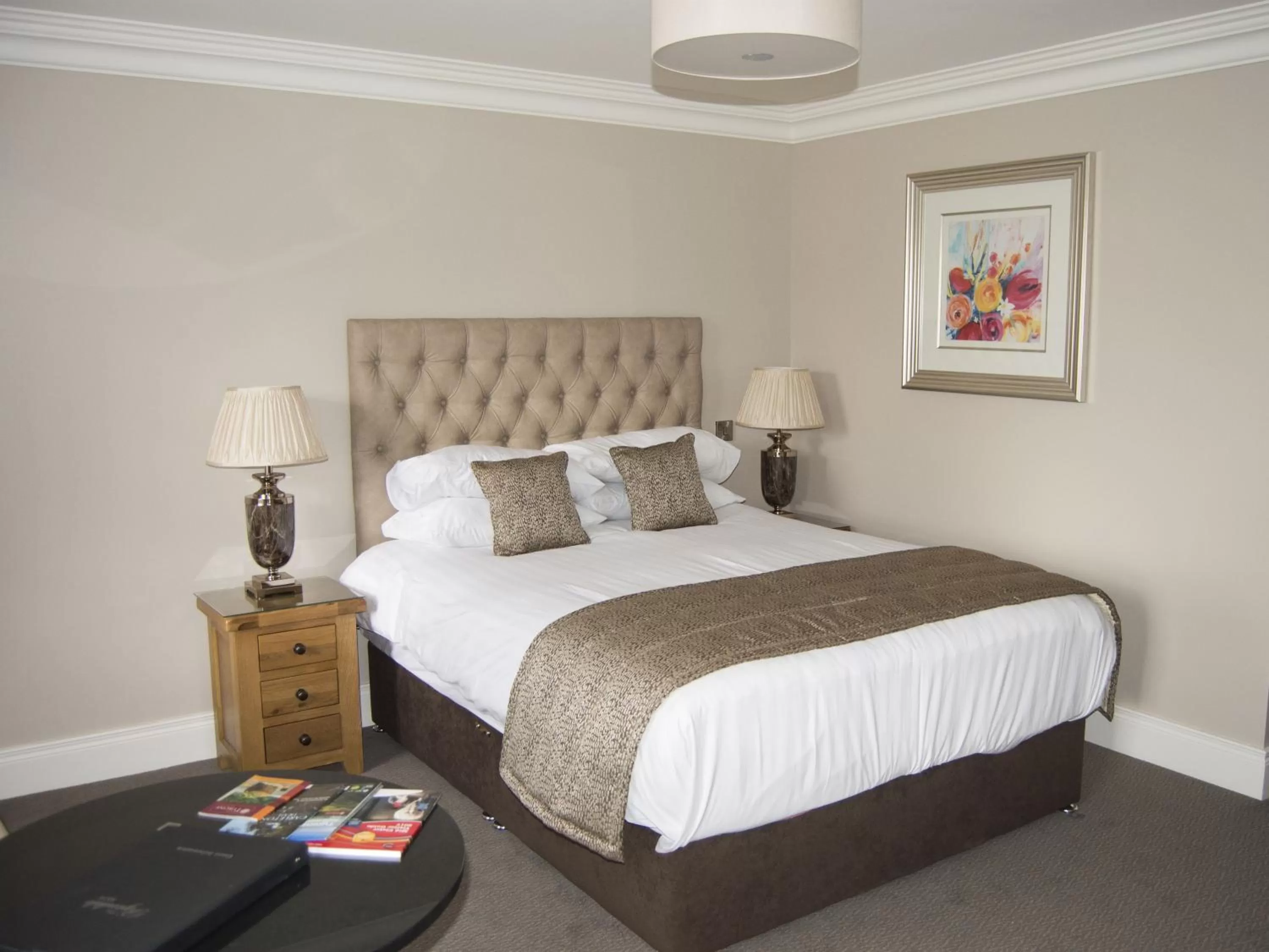 Bedroom, Bed in The Ryandale Inn