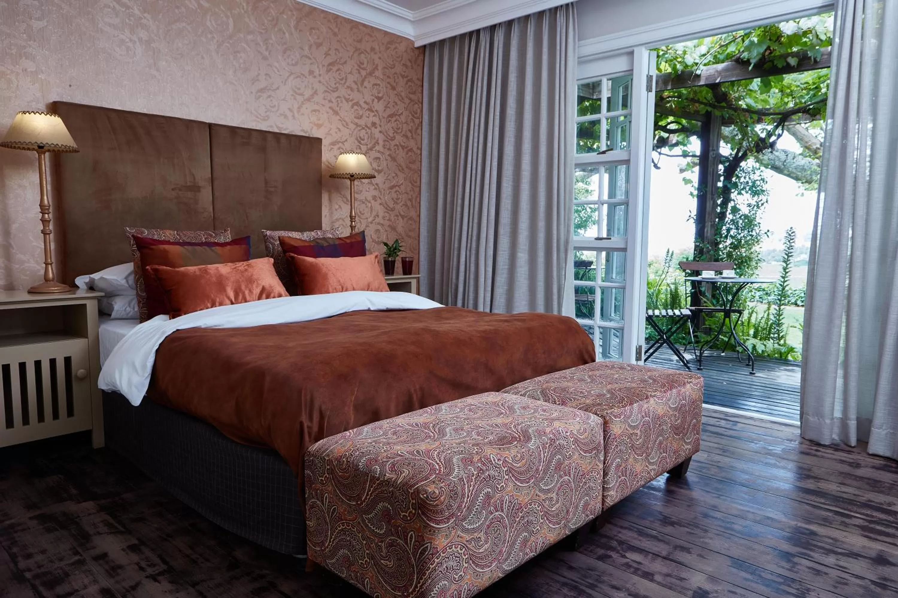 Bedroom, Bed in The Devon Valley Hotel