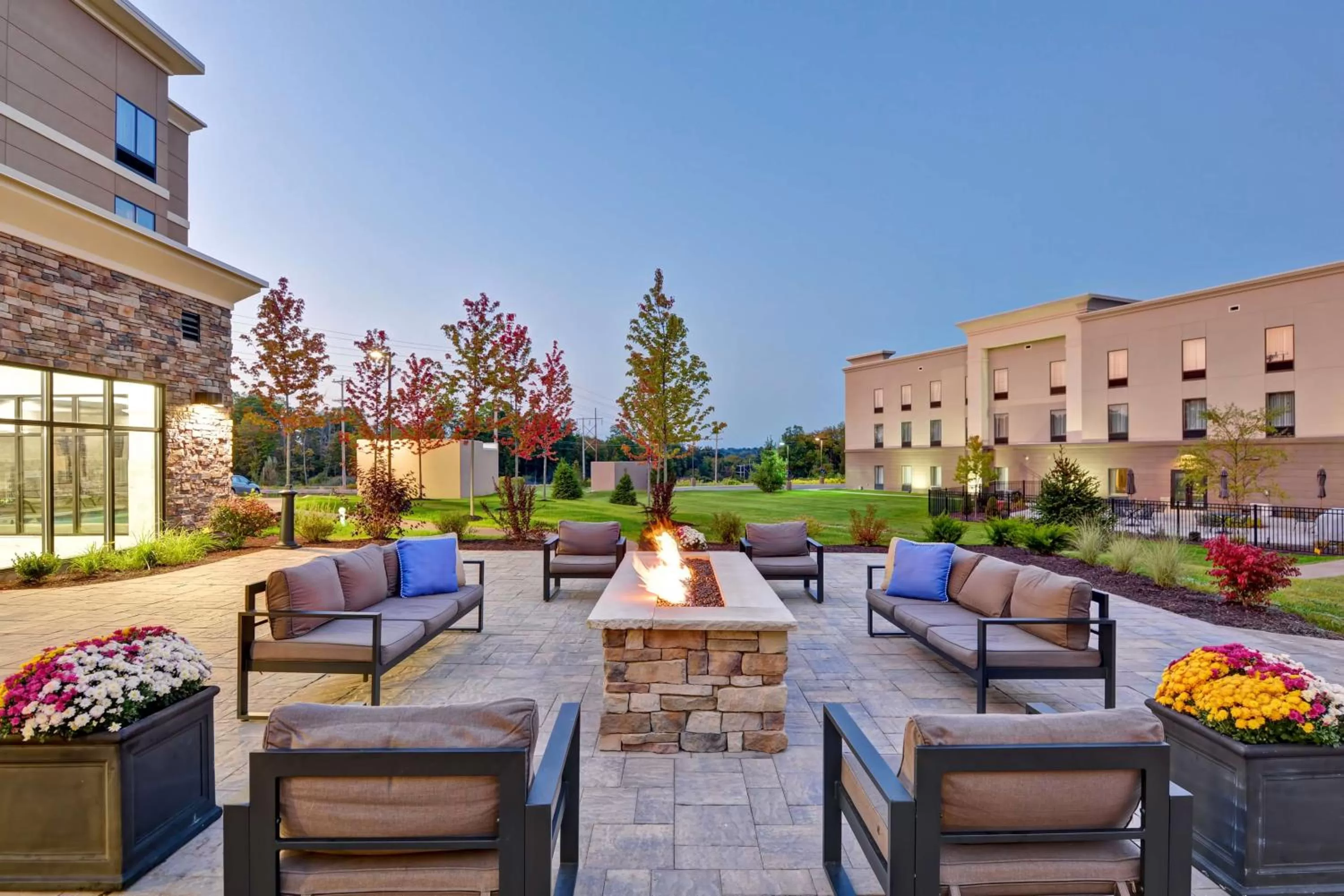 Patio in Homewood Suites By Hilton New Hartford Utica