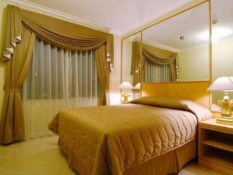 Photo of the whole room, Bed in Batavia Hotel & Serviced Apartments Jakarta