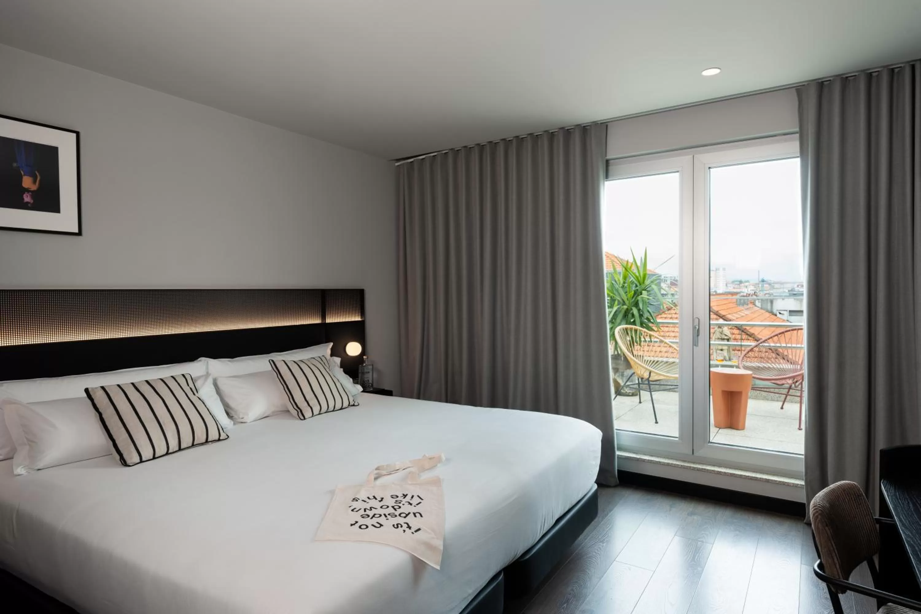 Bed in chic&basic Gravity