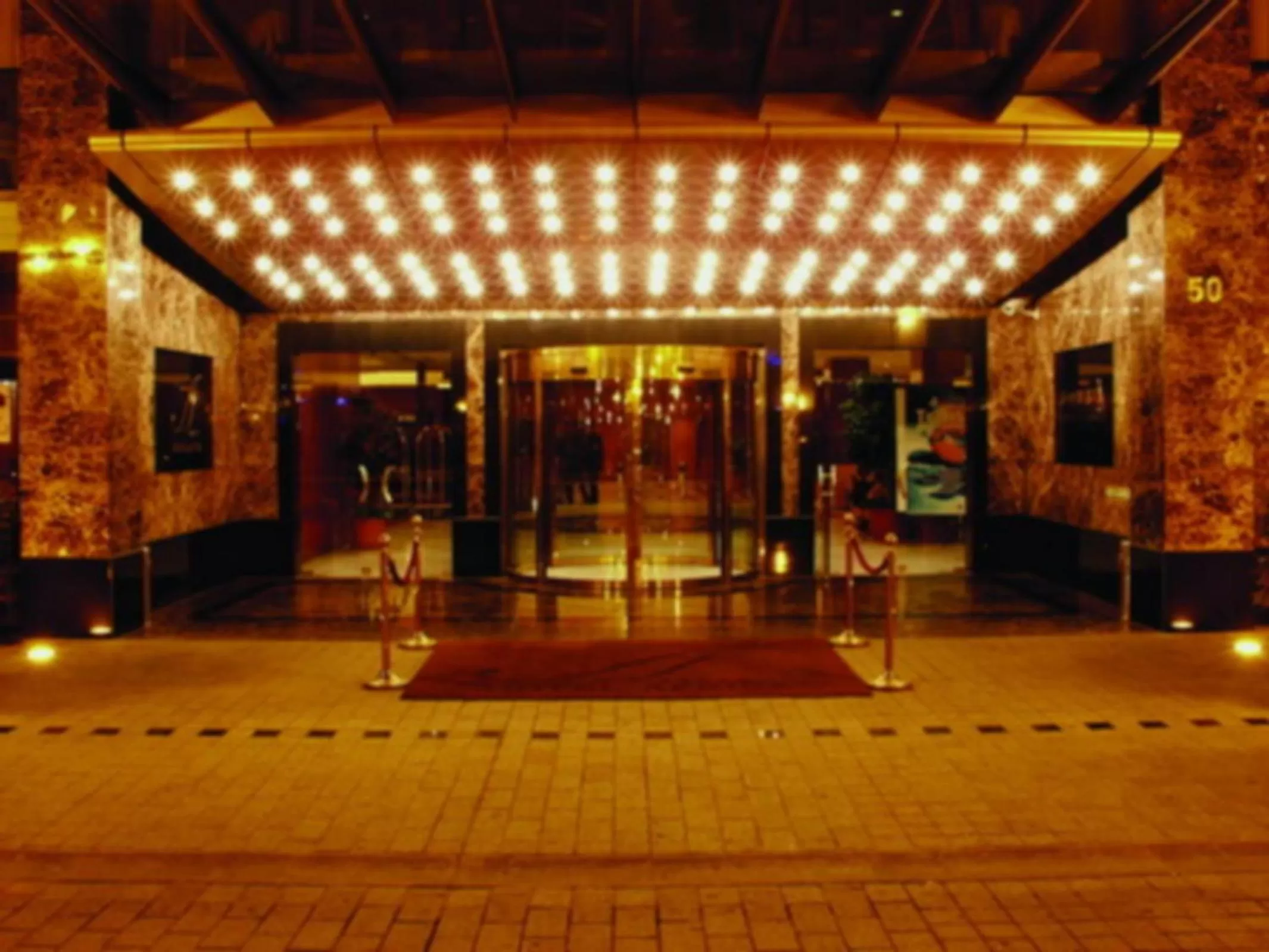 Facade/entrance in El Mouradi Hotel Africa Tunis
