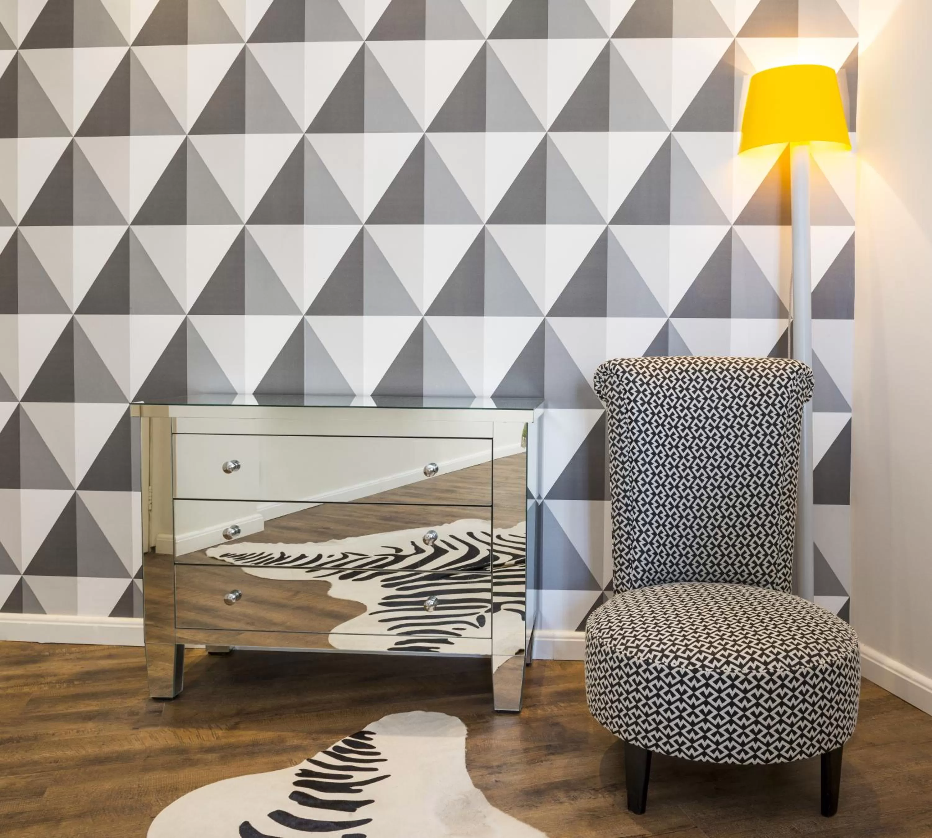 Other, Bed in Prestige Property - Da Costa