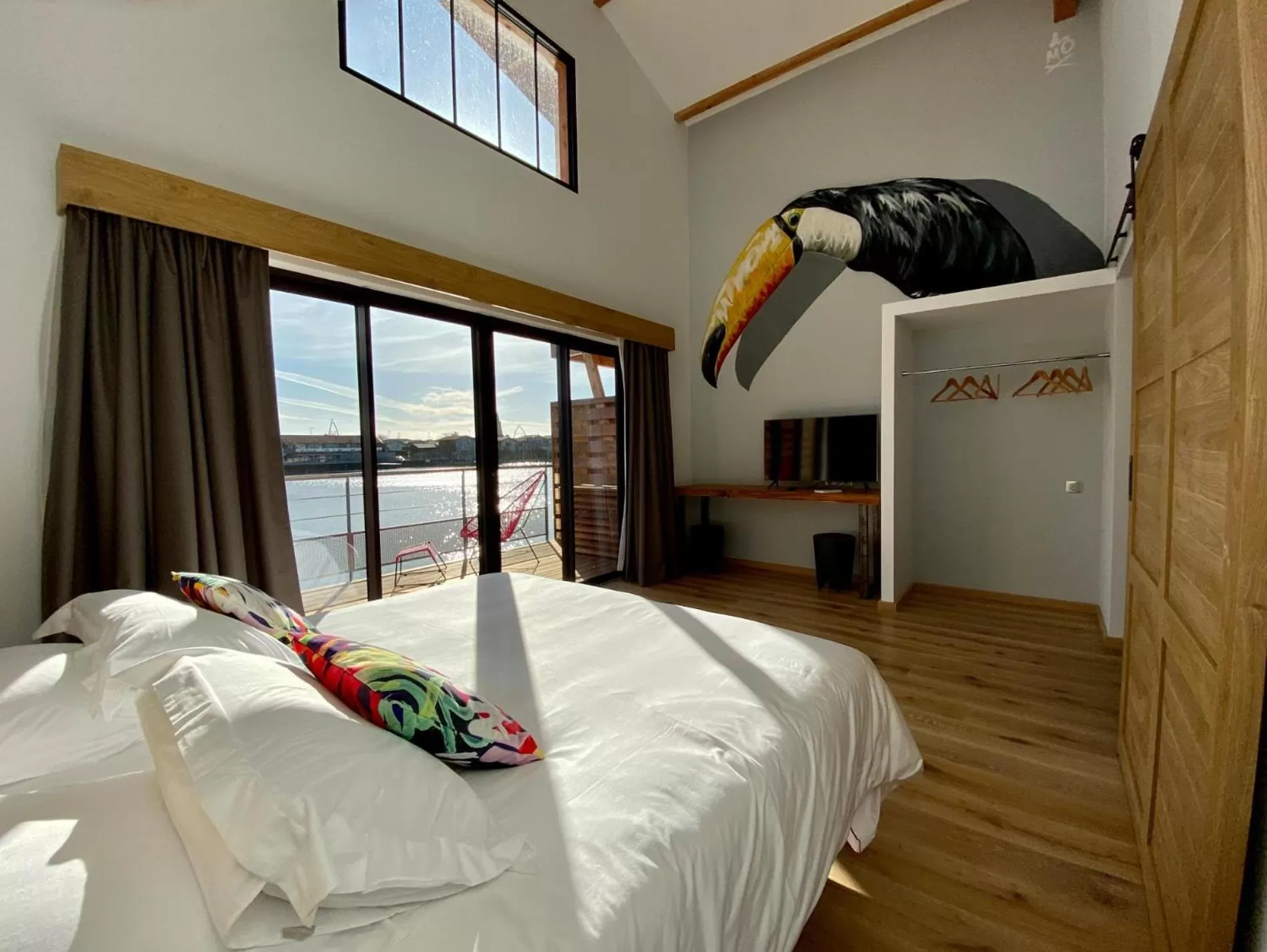 Bed in LES 12 DE LARROS