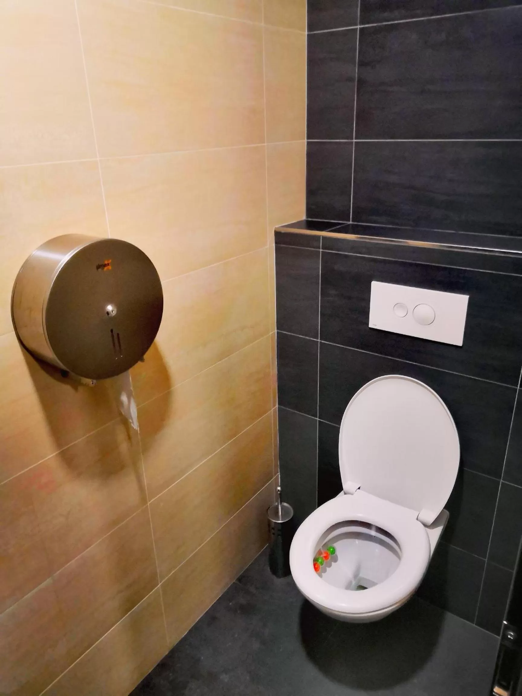 Bathroom in Sun-House Pension&Restaurant -ParkingFree-