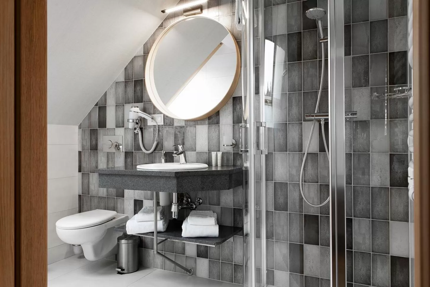 Shower in Leśny Dwór