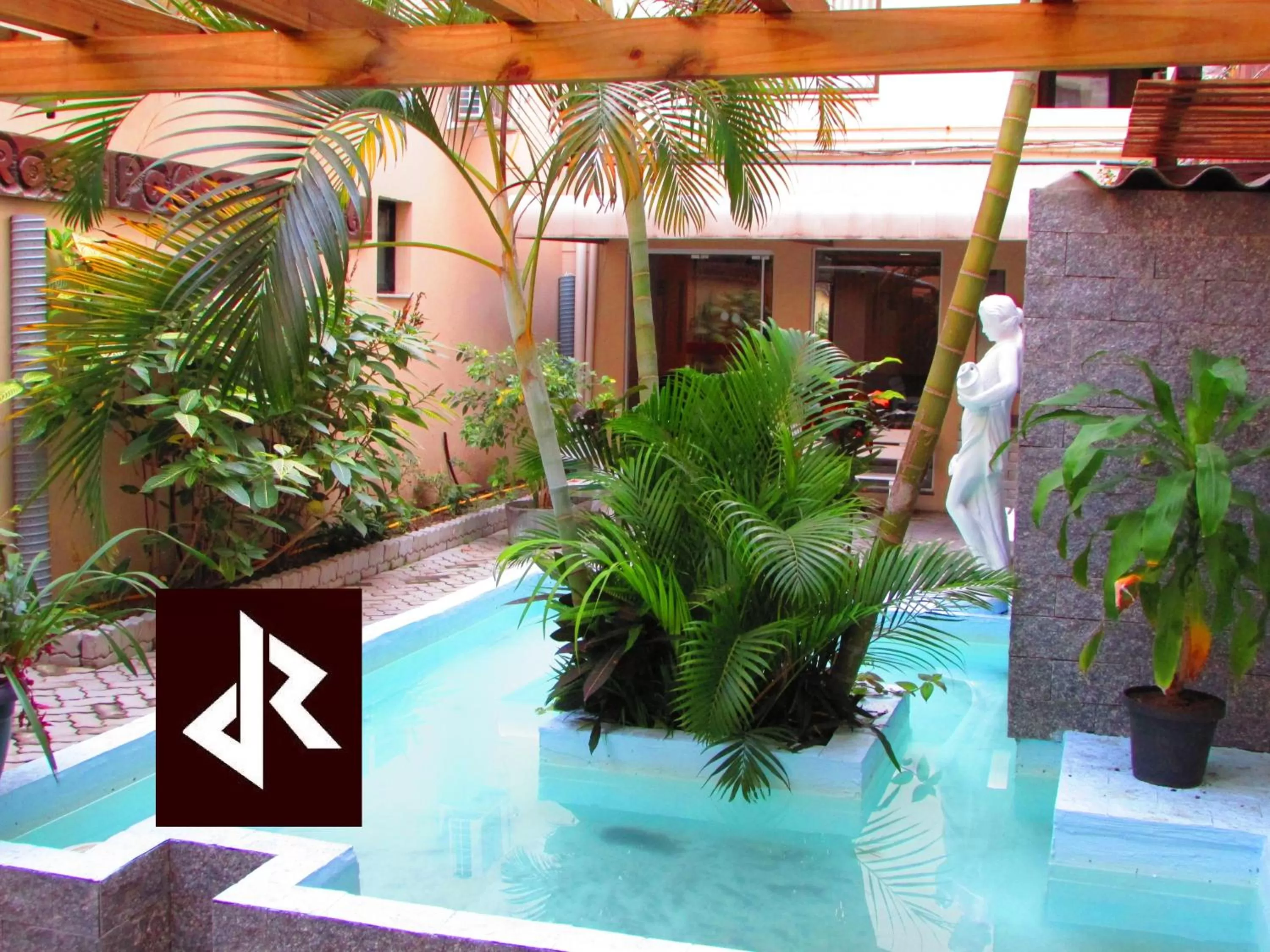 Patio in De Rose Palace Hotel